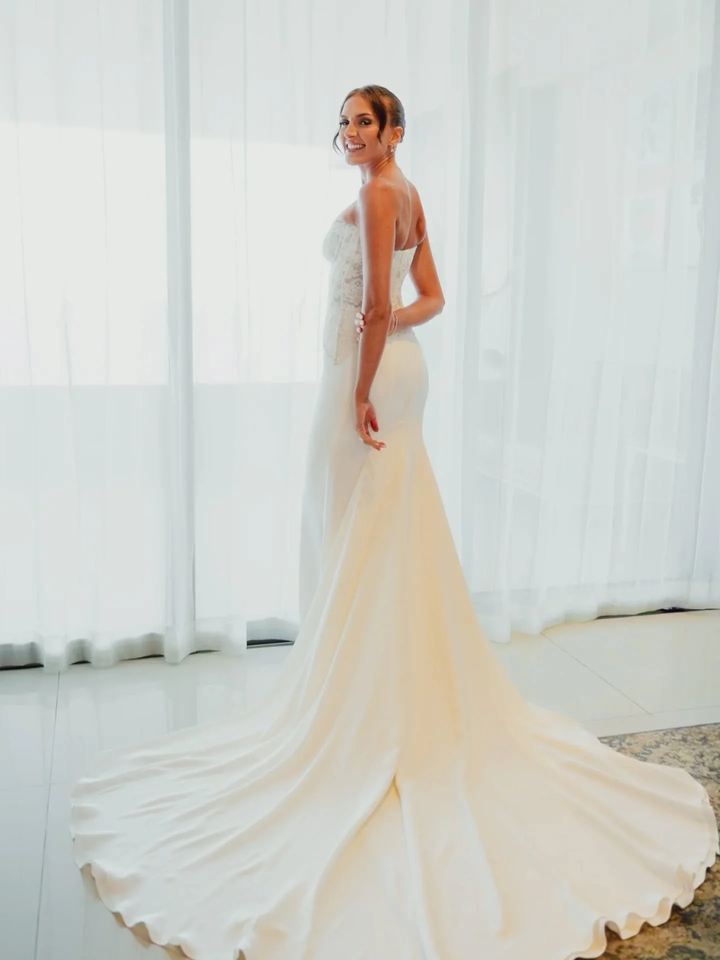 Samantha &amp; Shane's wedding !!!!! ❤️
.
.
.
.
.
Wedding planner: @garzablancaweddings 
@tafersignatureweddings
Photographer: @ccphotoloscabos
Venue: @garzablancaloscabos
Flowers &amp; decor: @flowersandeventsloscabos
Dj: @alexdjcaboevents
@hellodvl