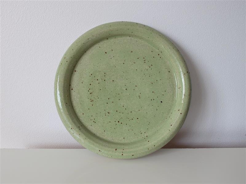 Green bubble plate