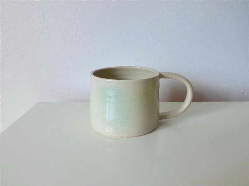 Green airbrushed mug