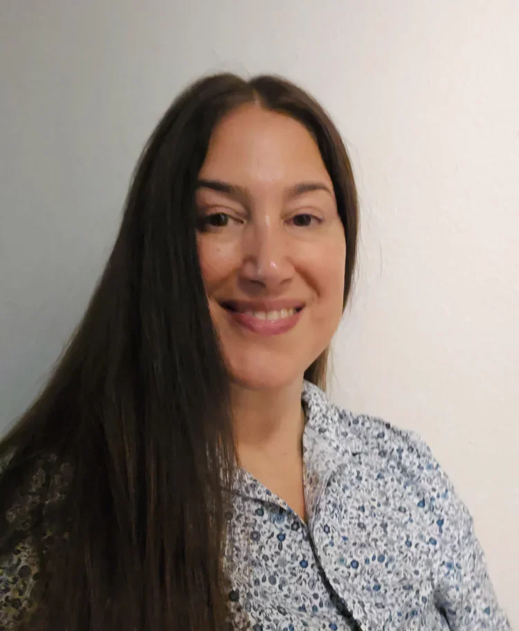 Lisa Angelesco 
