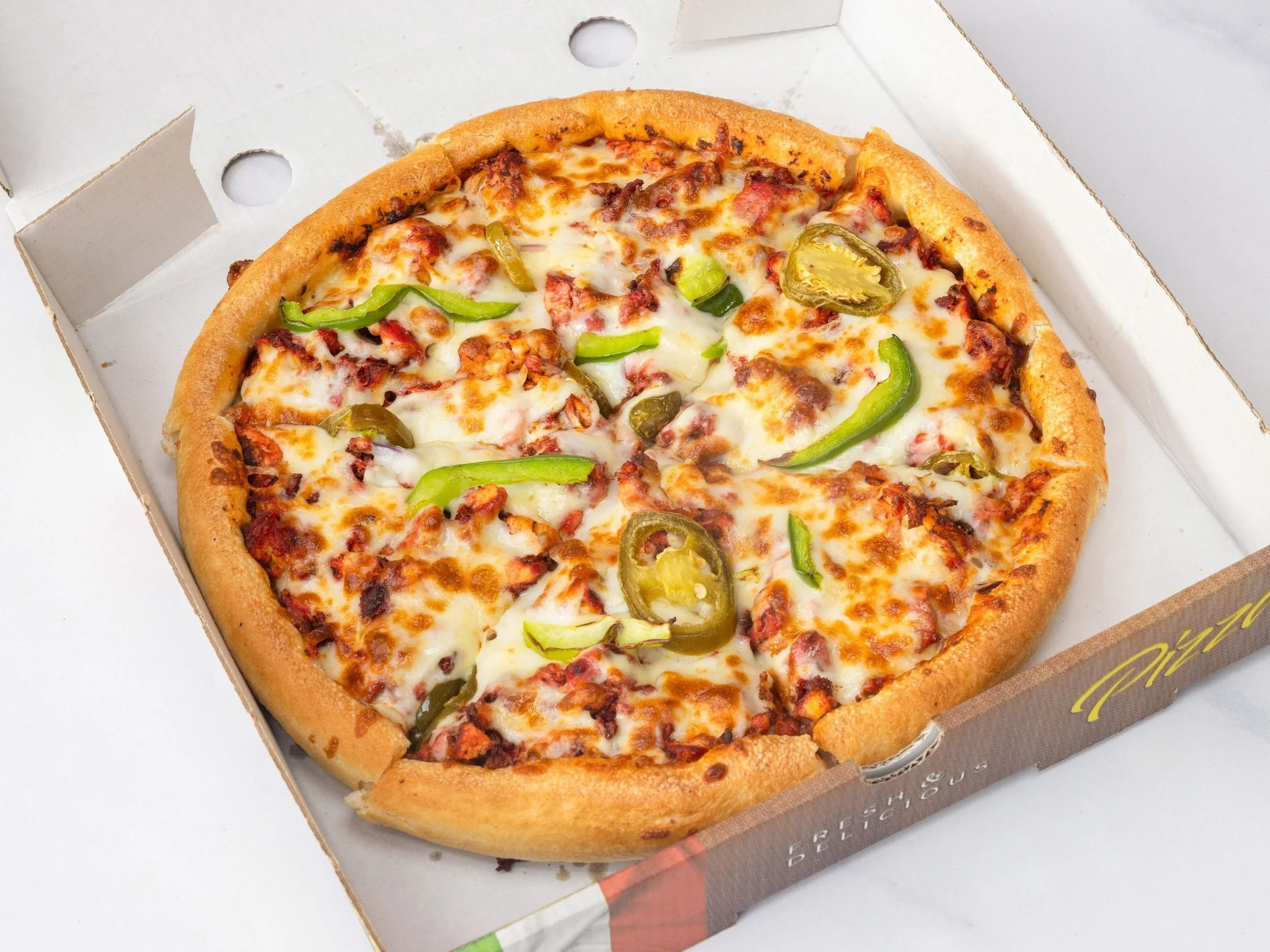 Tikka Special Pizza [4_3-1875x2500] 39a.jpg
