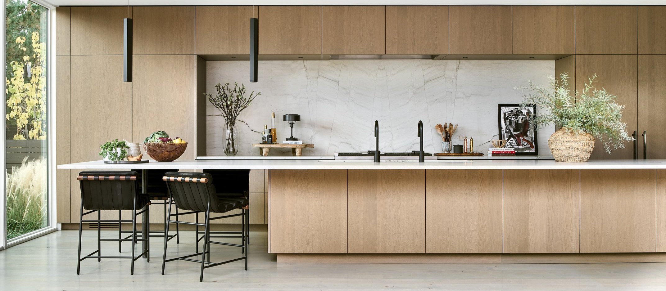 Mondi, Luxury, Chicago, Illinois, Denver, Colorado, Residential Interior Design, Interior Designer, Design Firm, Renovation, Modern, New Construction, Cherry Creek, Warm Palette, Earth Tones, Kitchen, Kitchen Island, Marble, Neutrals