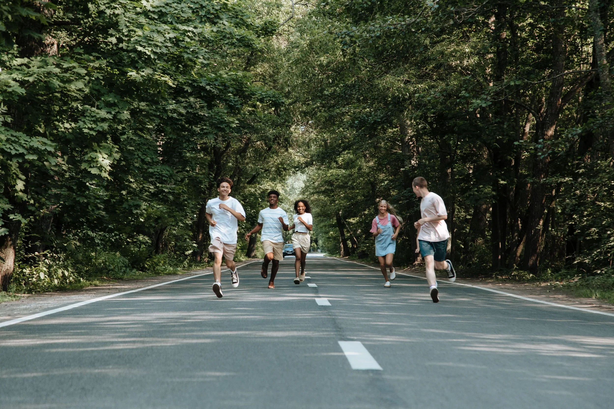 kourageous-kidz-teens-running-together-georgia.jpg