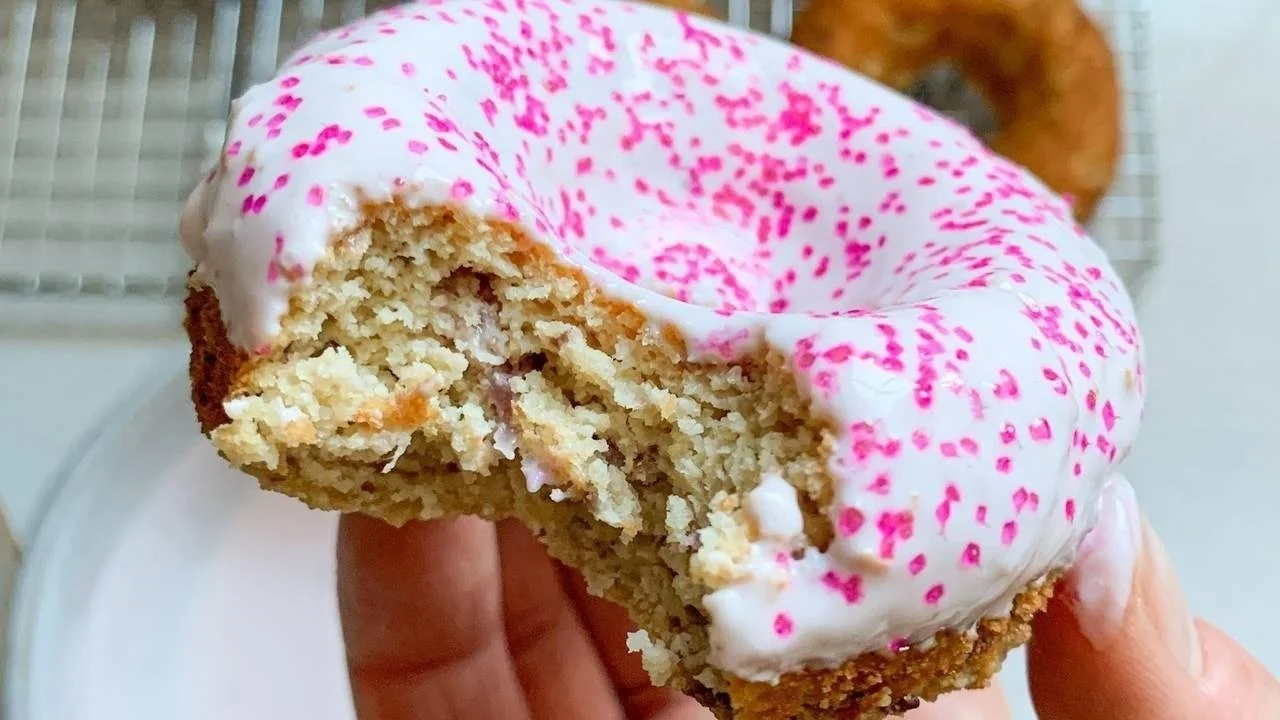 Strawberry Donuts