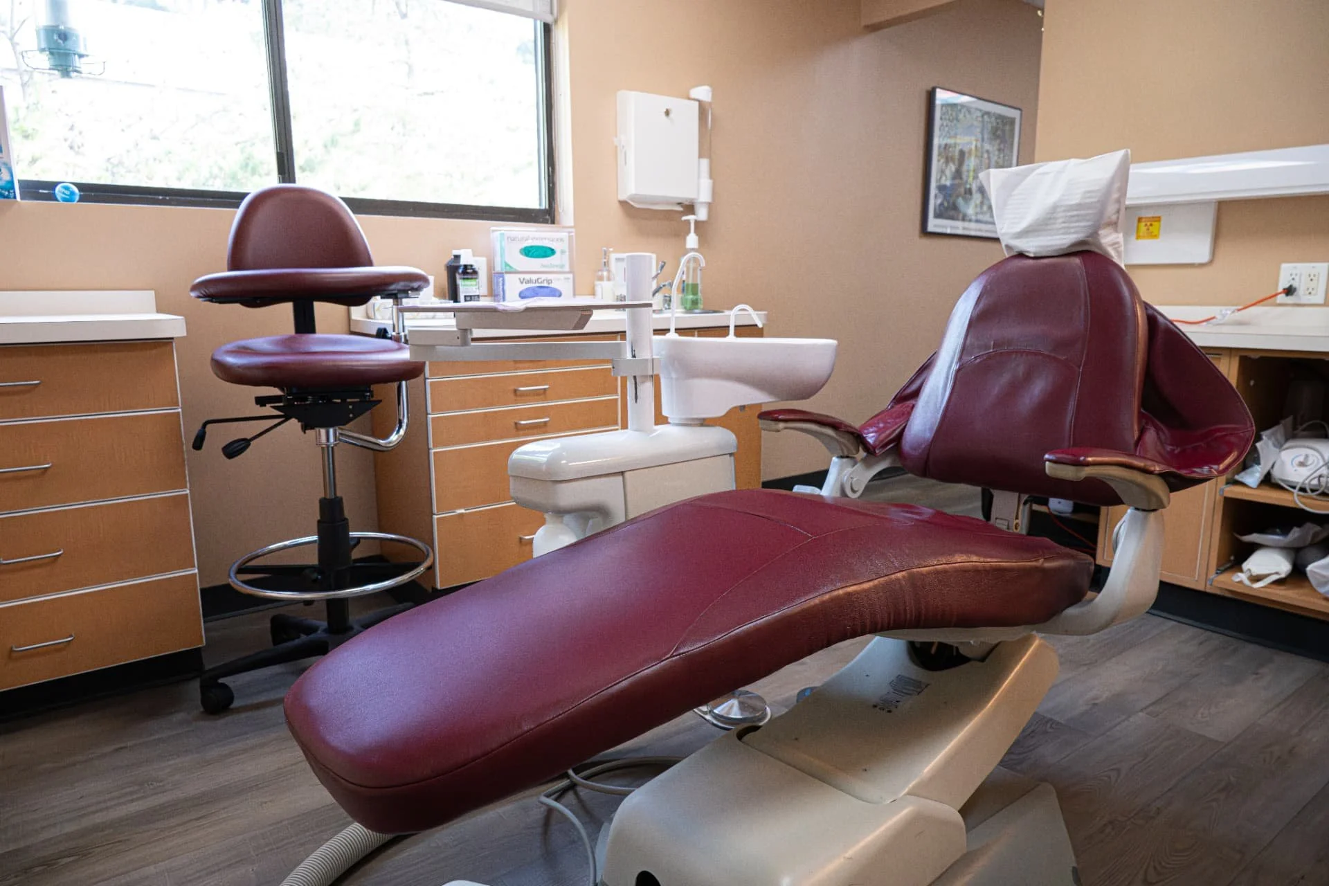 Treatment room at Princeton Periodontics & Implants
