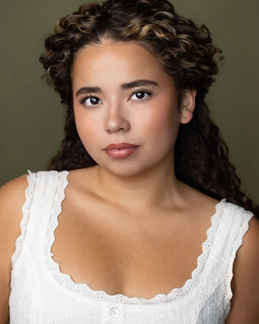 Razi Montalto romantic editorial portrait actor coloratura soprano vocalist