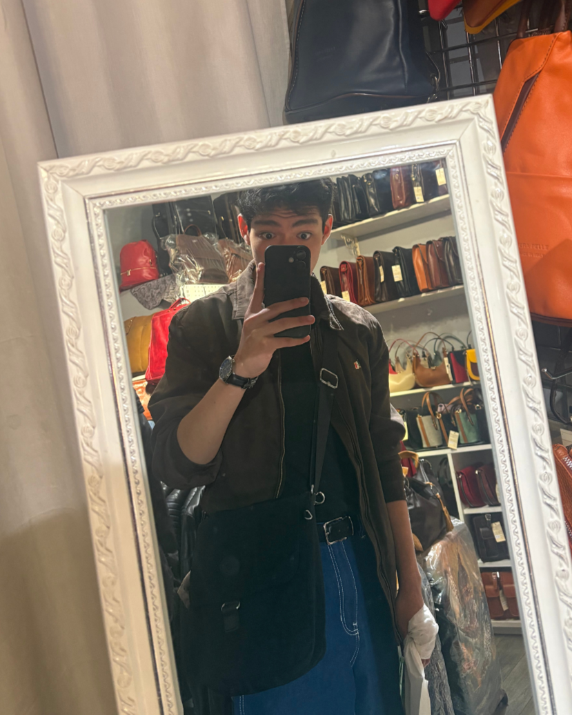 23/03/26 - man in the mirror