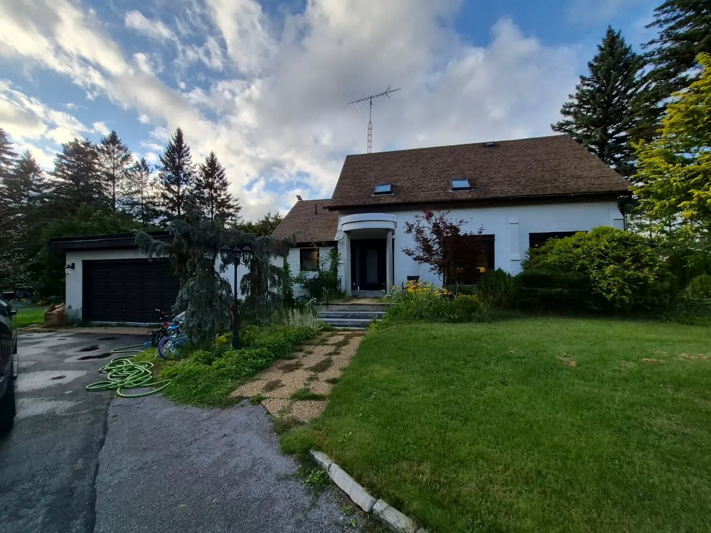 Our latest project in beautiful Stouffville. We are adding a new roof extension with 3 new dormers, a small addition upstairs, and a new slab to the existing front patio.

This house had so much character! Its an old church that had been converted to
