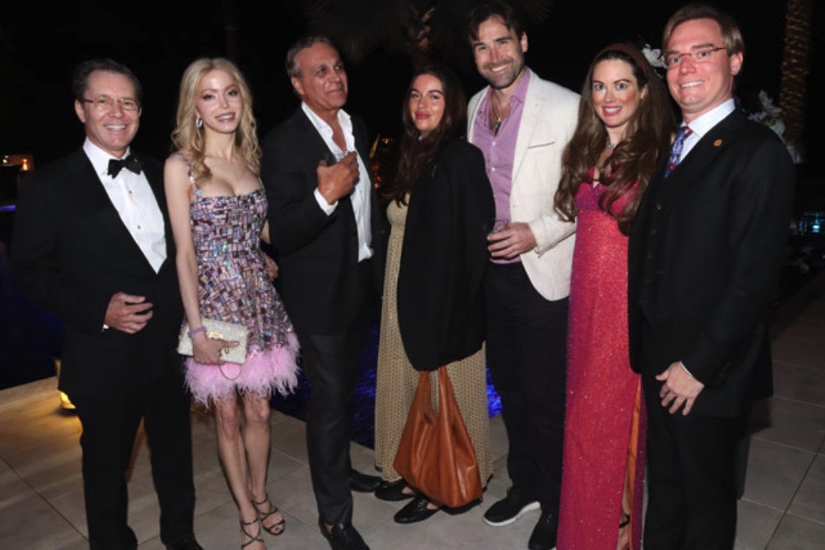 Julianne Michelle with guests at the Mommy's Heart gala