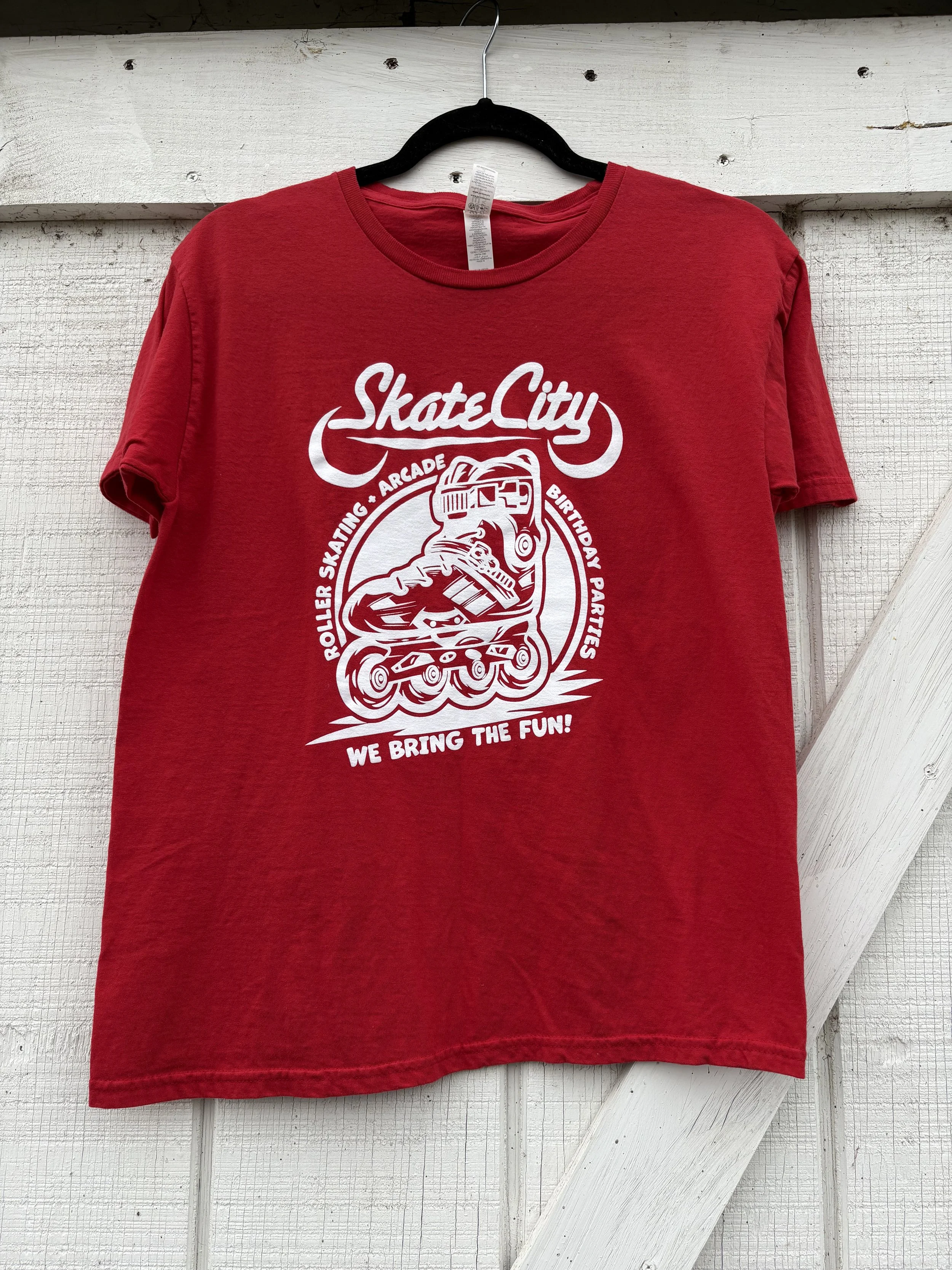 Skate City Graphic T, Women's L
