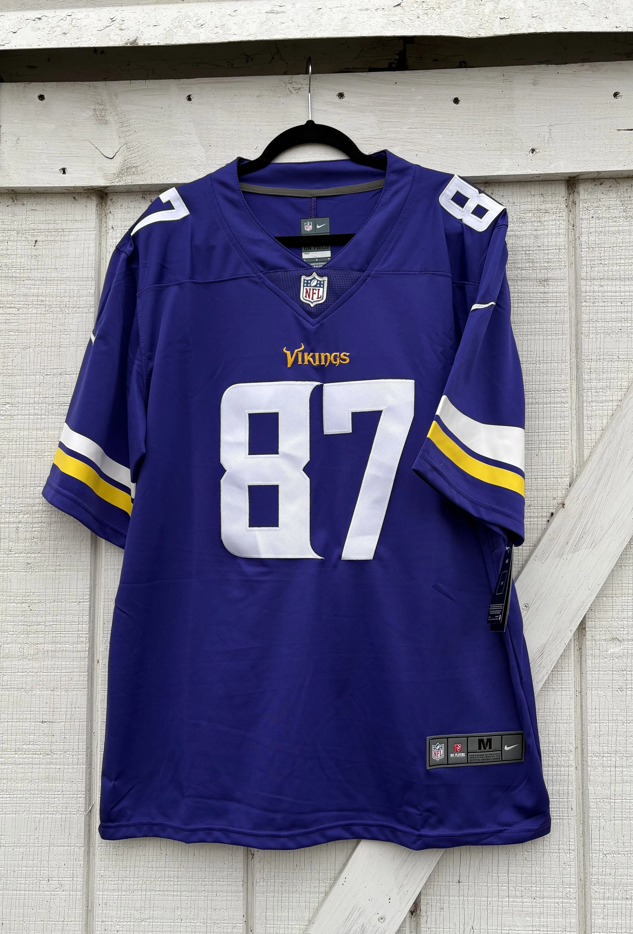 Minnesota Vikings T.J. Hockenson Jersey, Men's Medium
