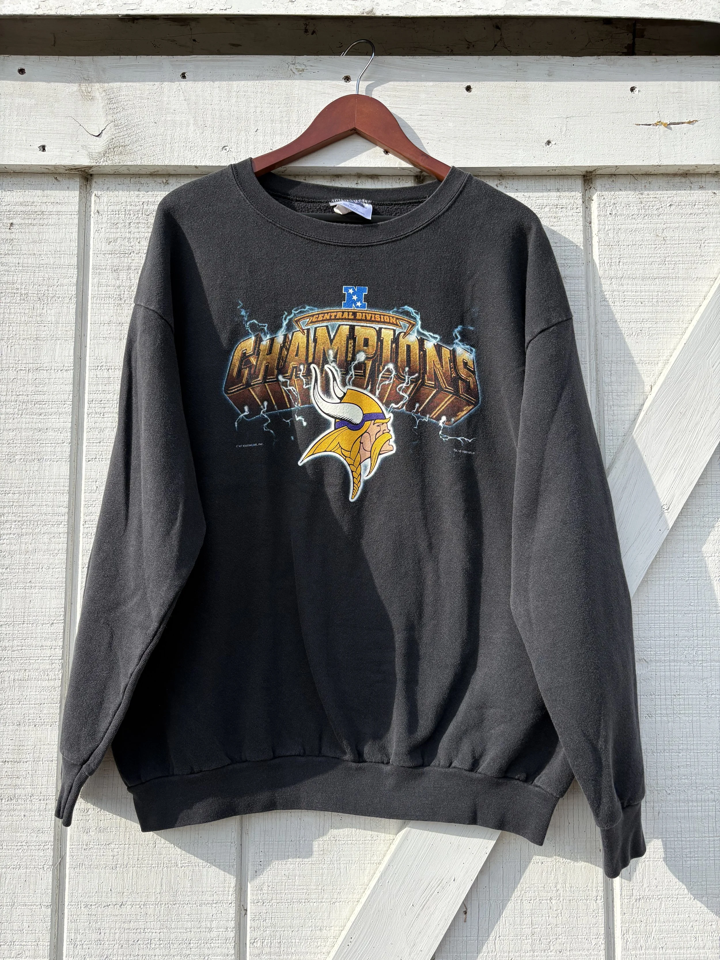 Vintage Y2K Vikings Sweatshirt