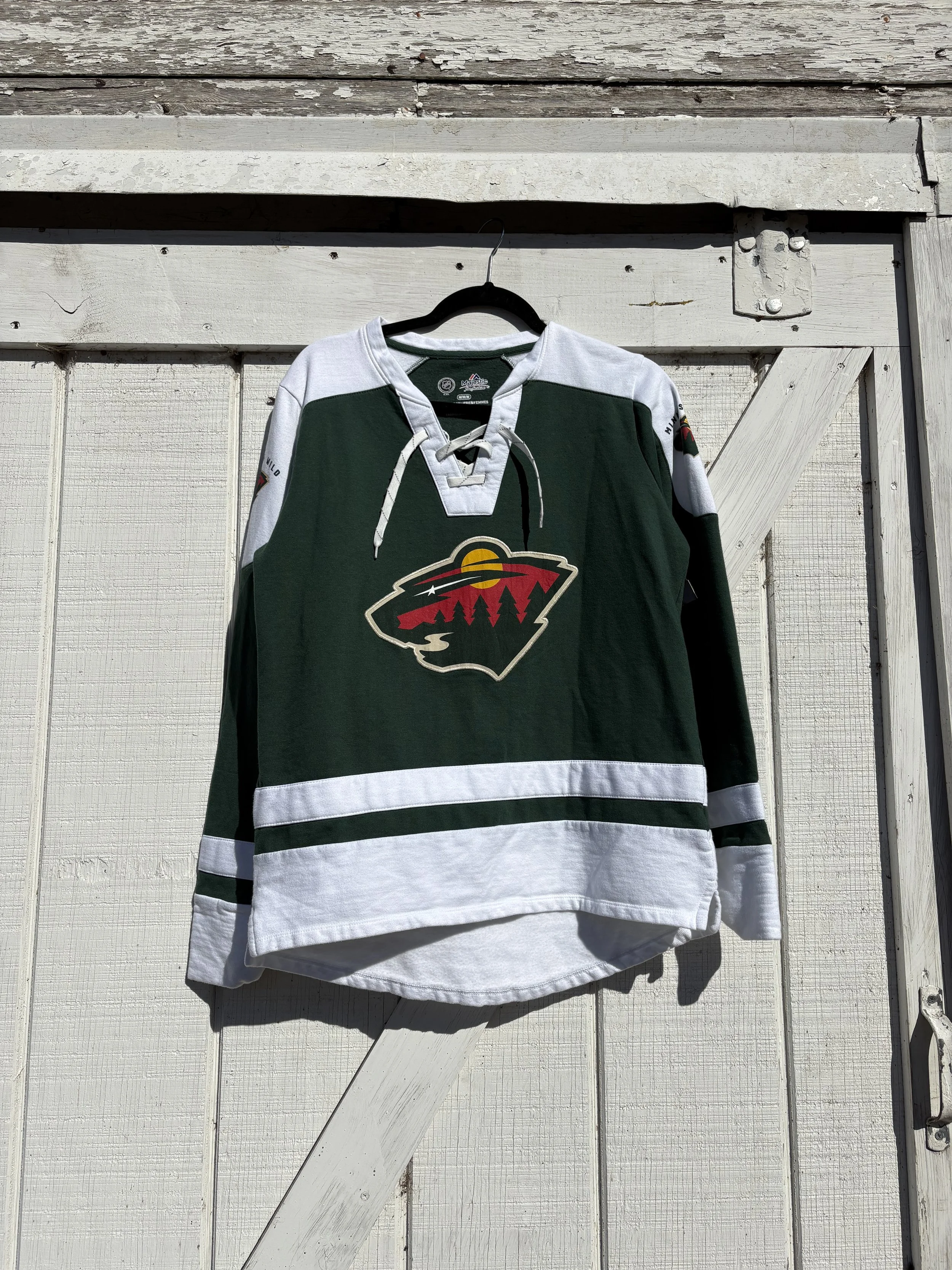 MN Wild Lace Up Women's Sweatshirt, Size M