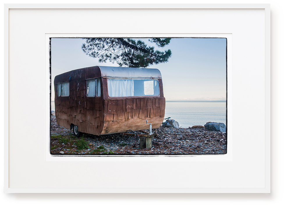 Photograph by Erica Leather of old wooden caravan at Ruby Bay