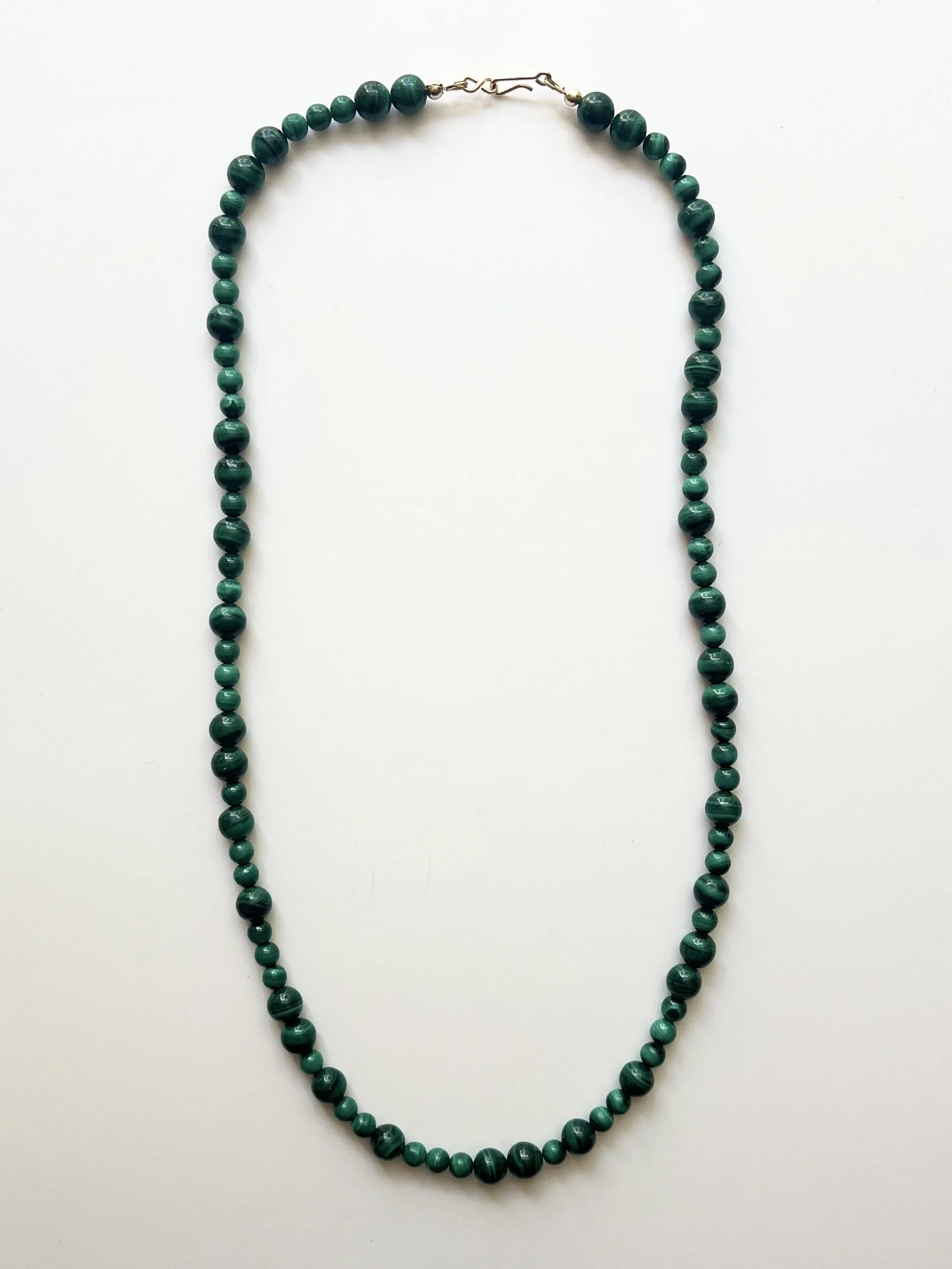 Malachite Necklace1.jpg
