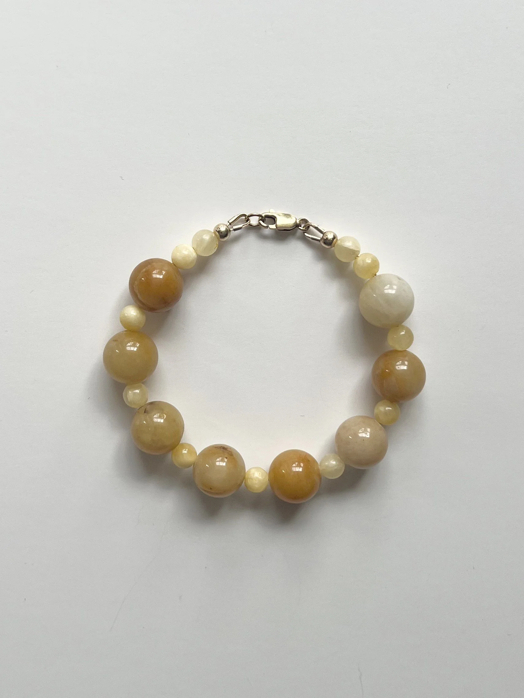 Honey & Yellow Jade Bracelet1.jpg