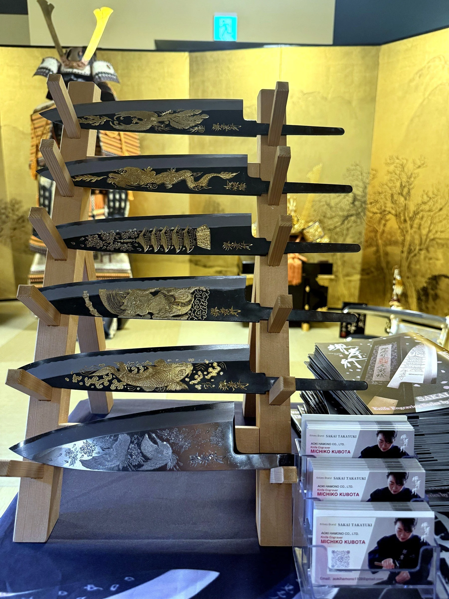 kaimon-knife-rack-display.jpg
