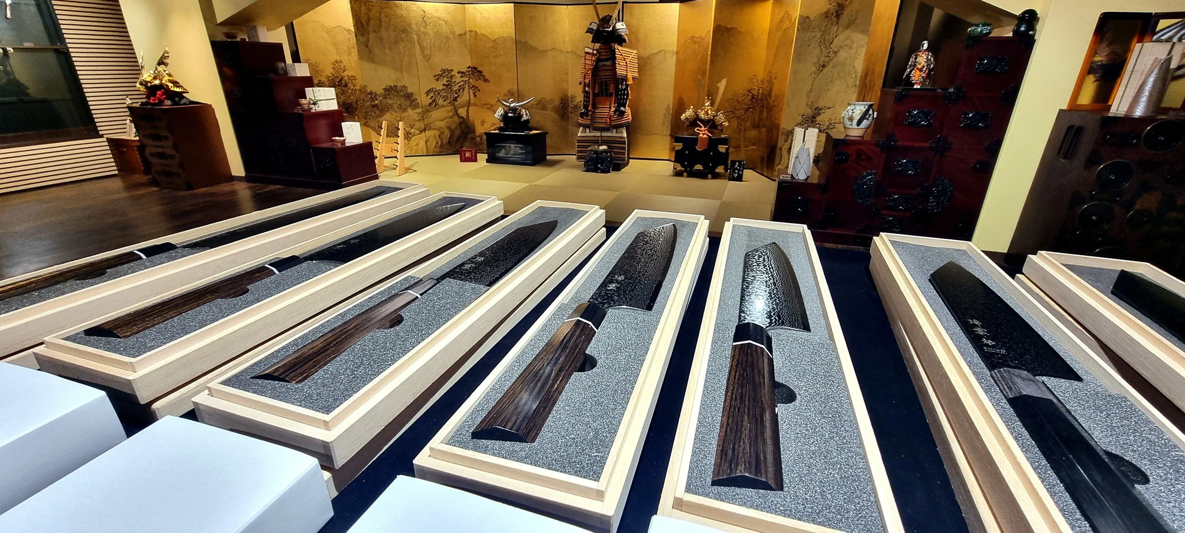 kaimon-knives-wooden-boxes.jpg