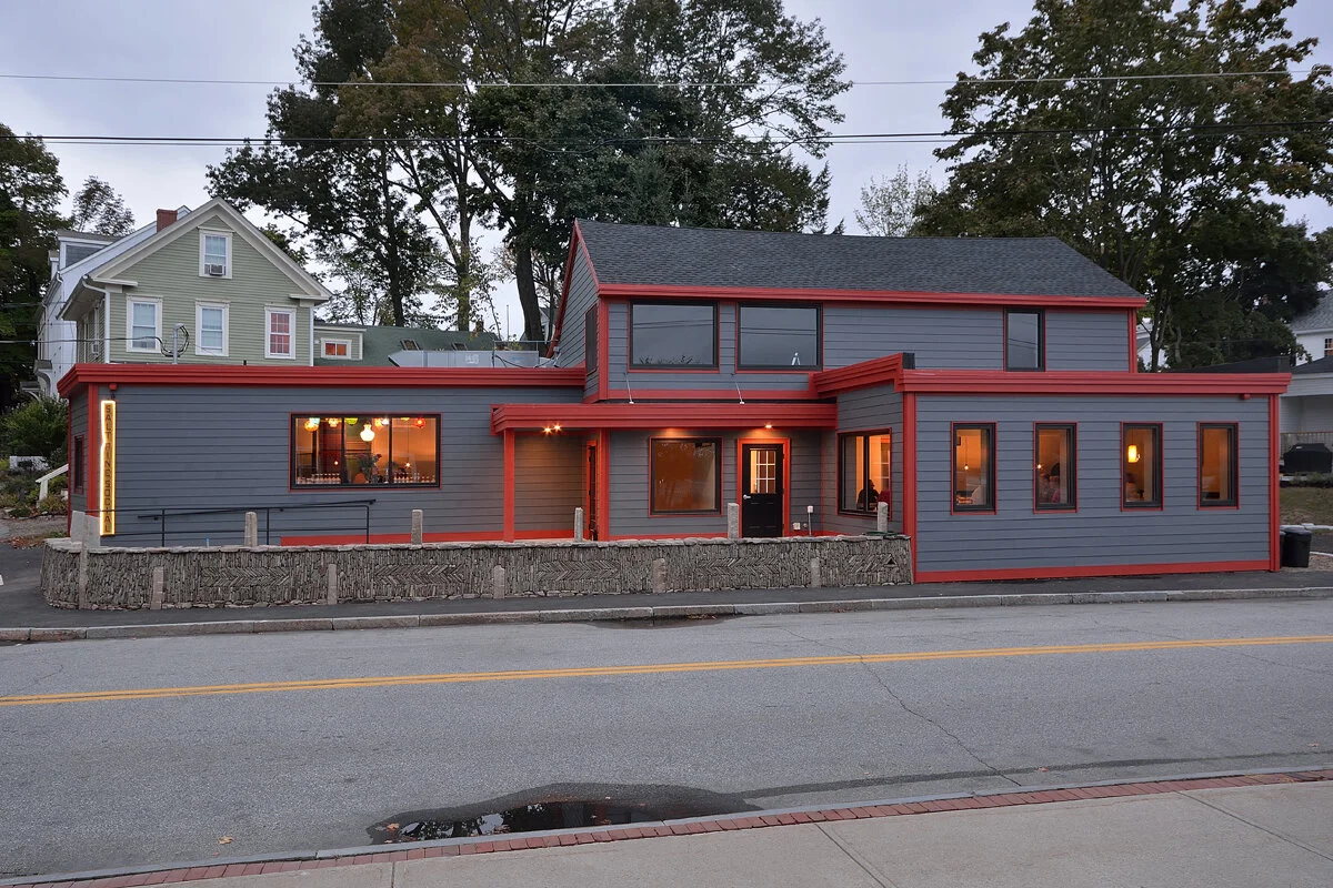 Salt Pine Social restaurant / Architect David Matero