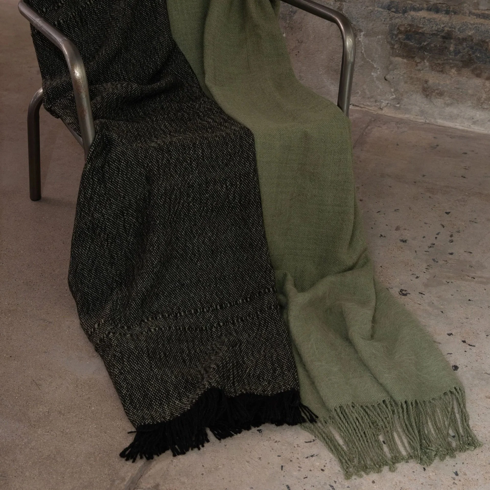 Tinta-Throw-Moss-&-Nubes-Throw-Moss.jpg