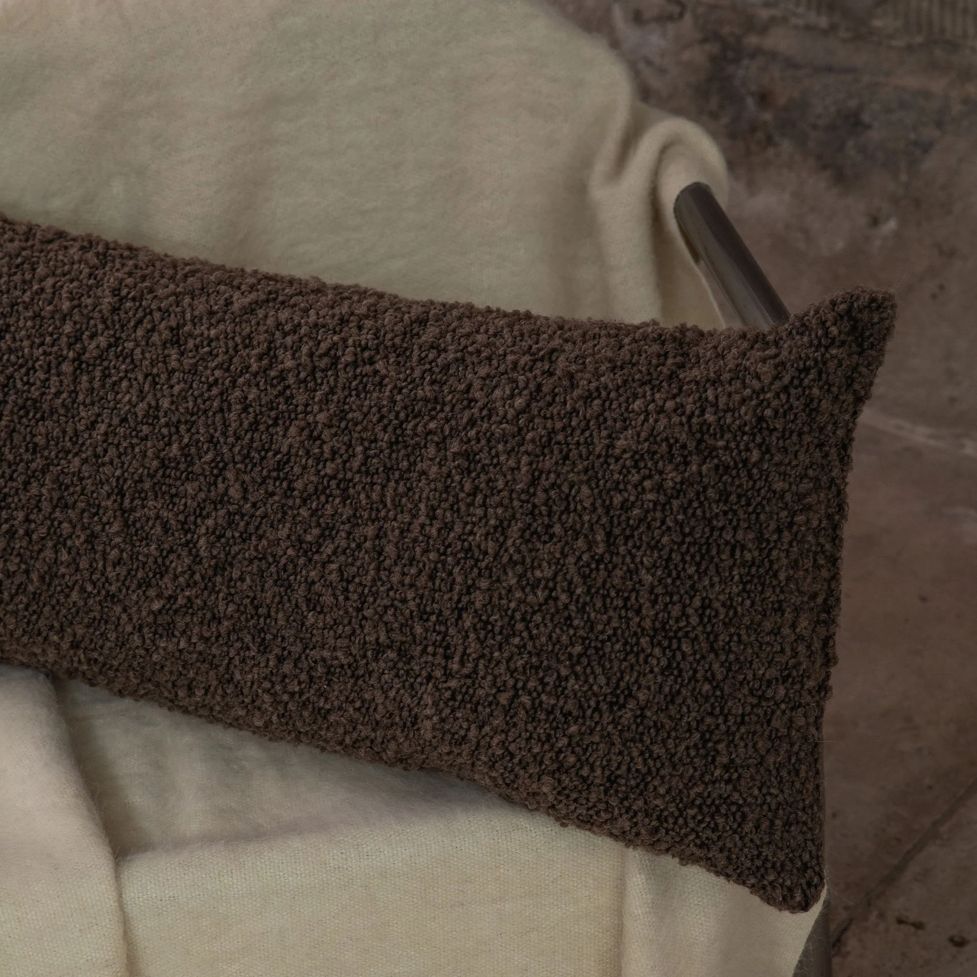 Claro Lumbar Brown