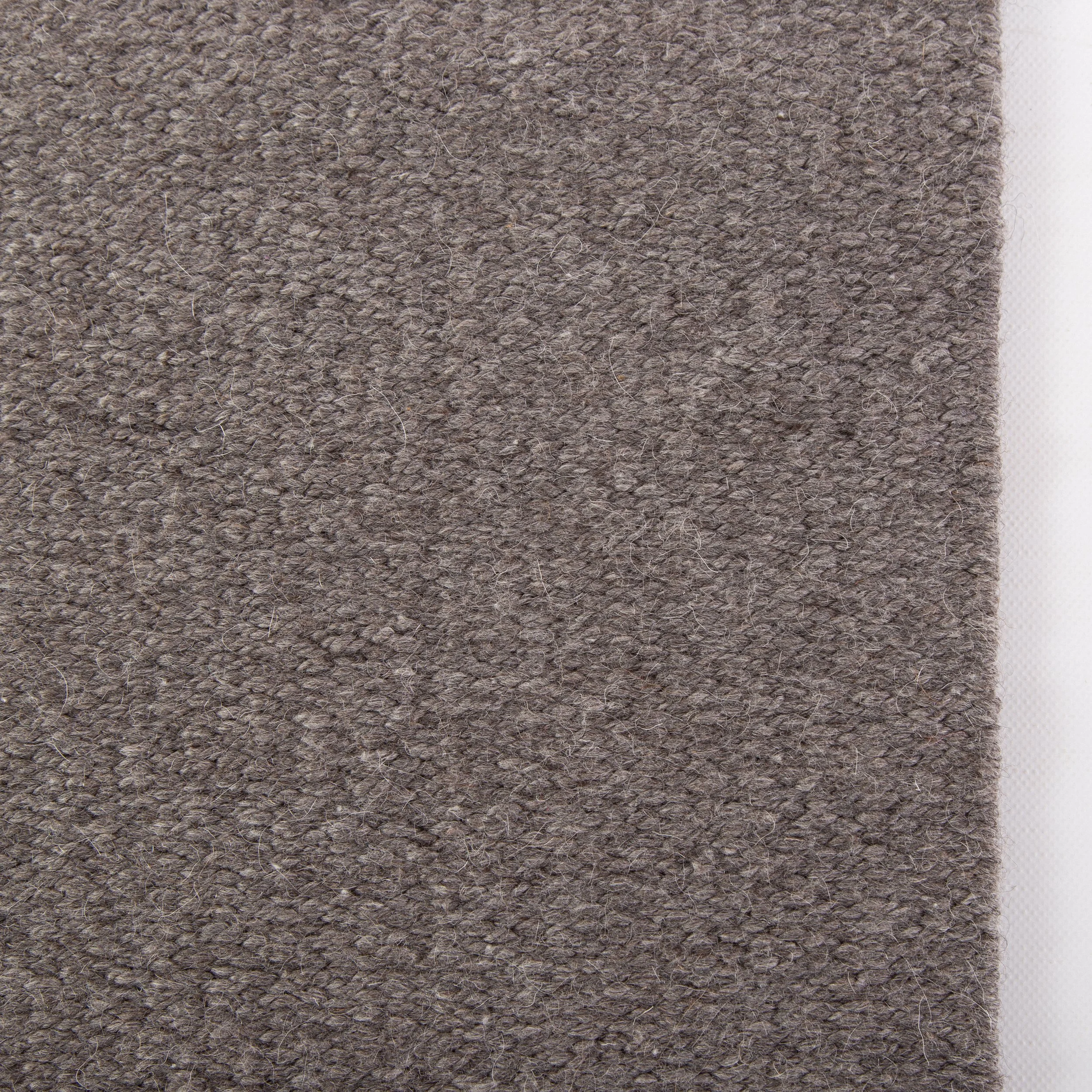 Andina dark grey.jpg