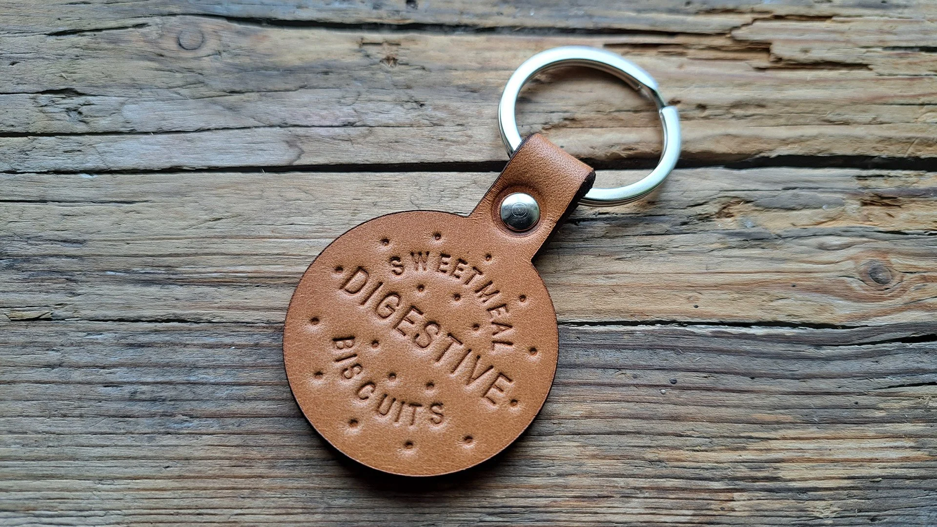 BespokeKeyringBiscuit2.jpg