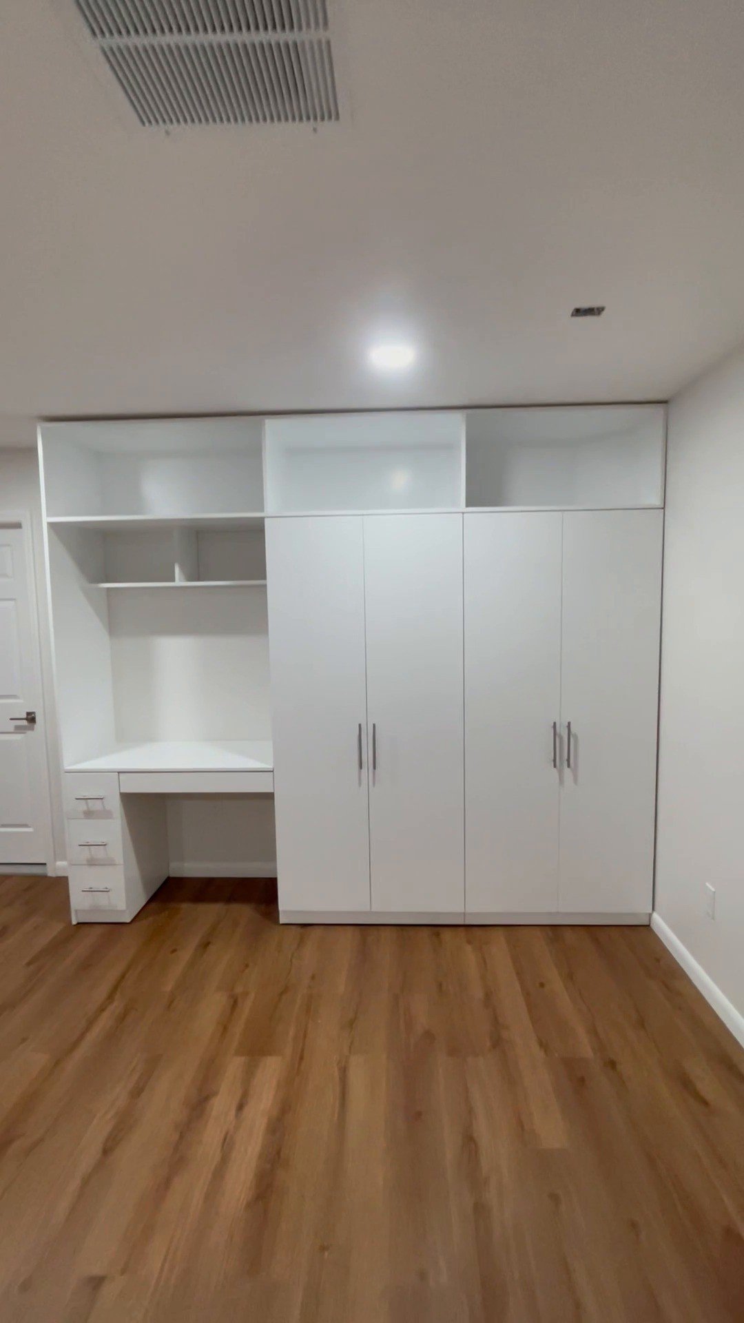 Built-in closet wall unit with desk, Mount Olive, NJ.