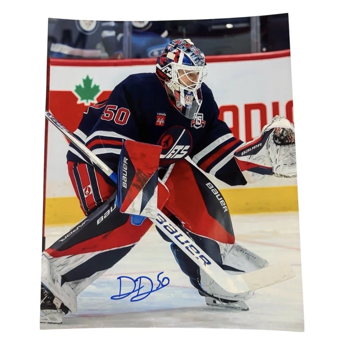 Dom DiVincentiis Autographed 8x10 Photo Winnipeg Jets