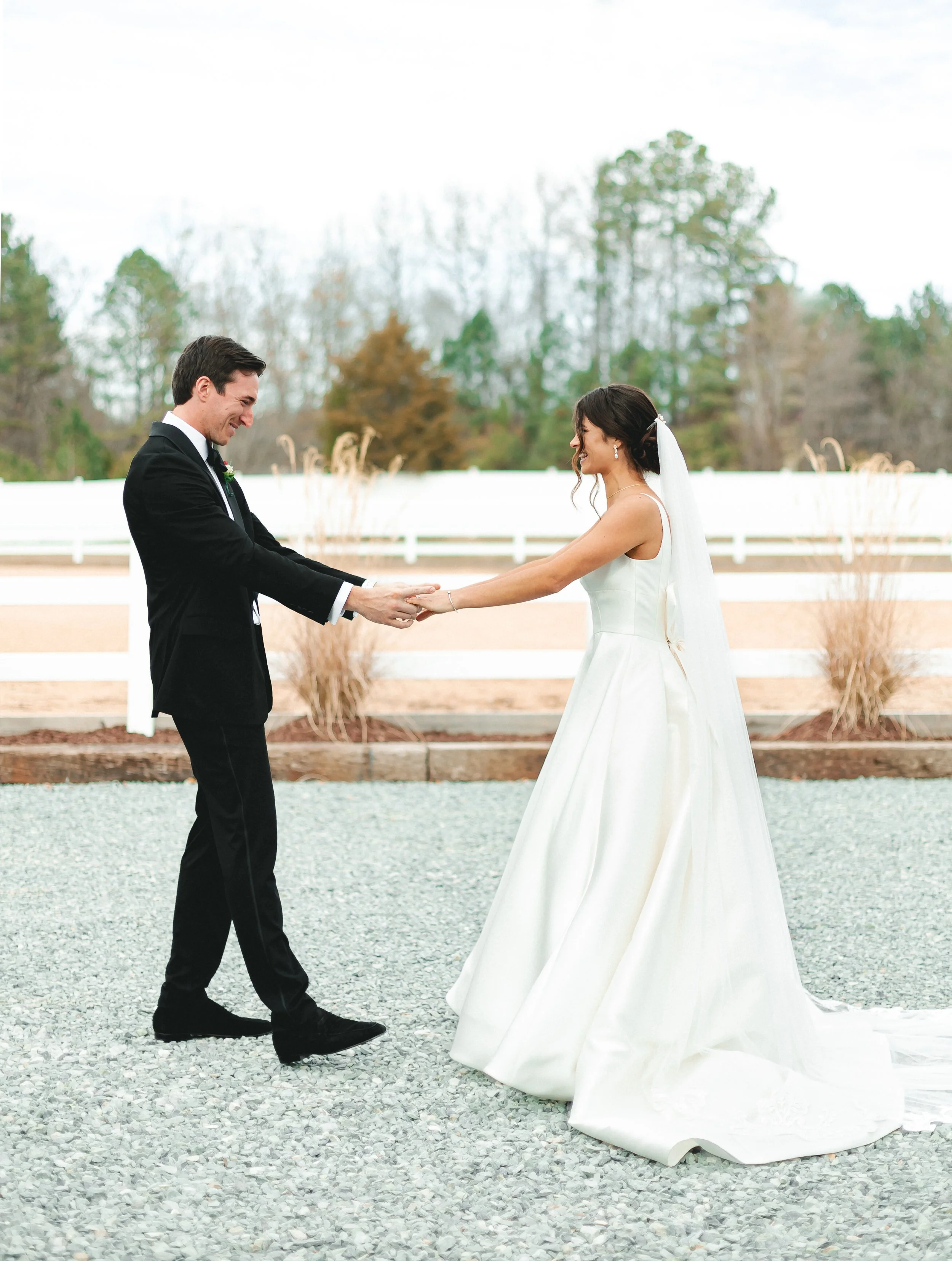 leah-joshua-wedding-day-evermore-apex-north-carolina-ligia-gathright-photography-333.jpg