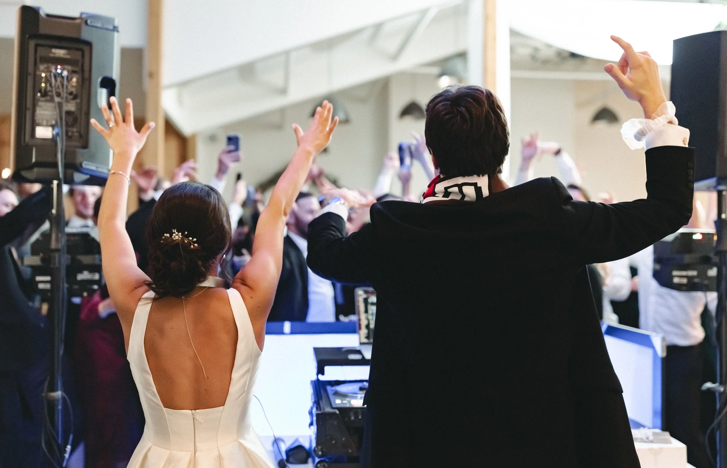 leah-joshua-wedding-day-evermore-apex-north-carolina-ligia-gathright-photography-2129.jpg