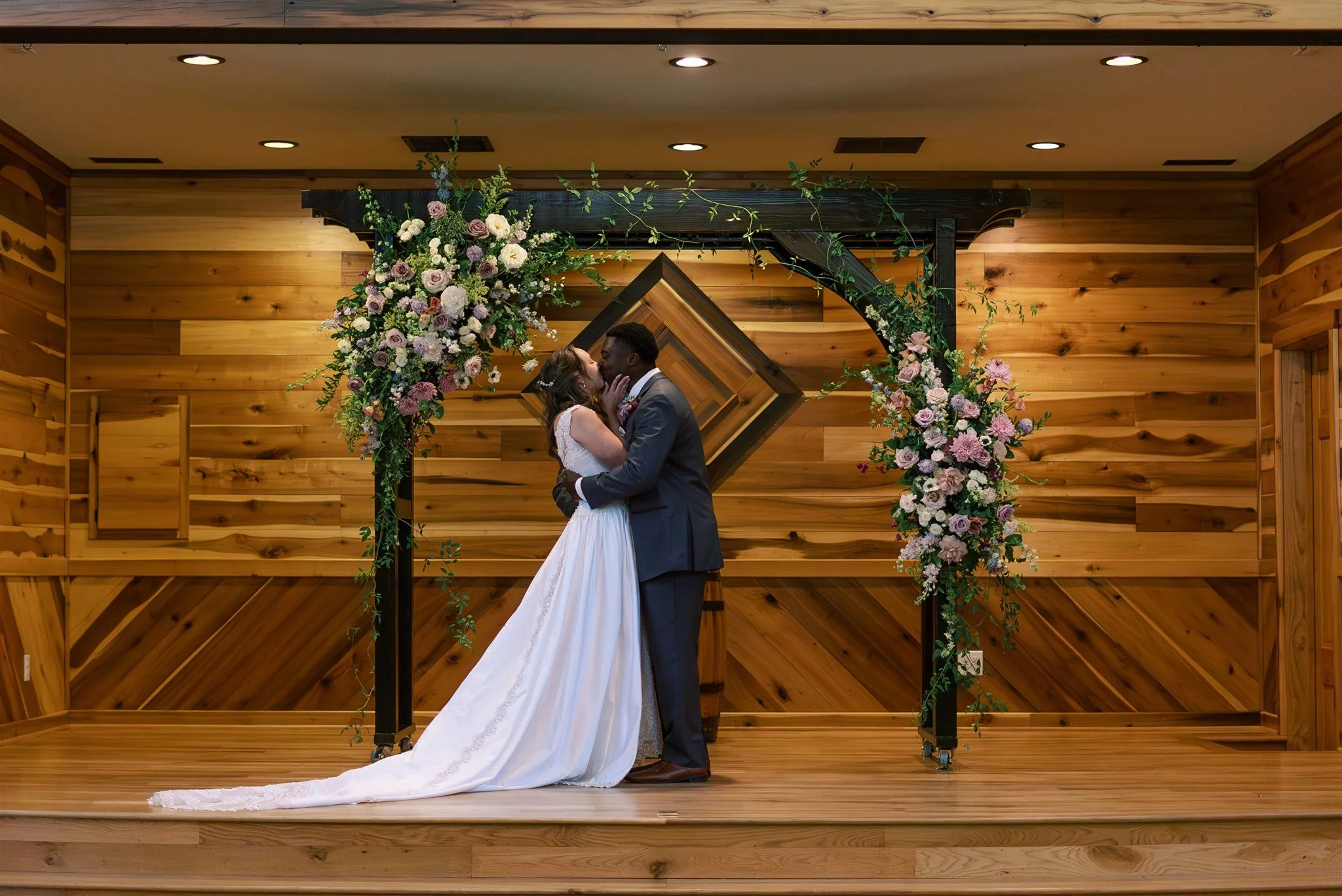 Rachel  DeAndres Wedding_Raleigh Wedding Photographers_0036.jpg