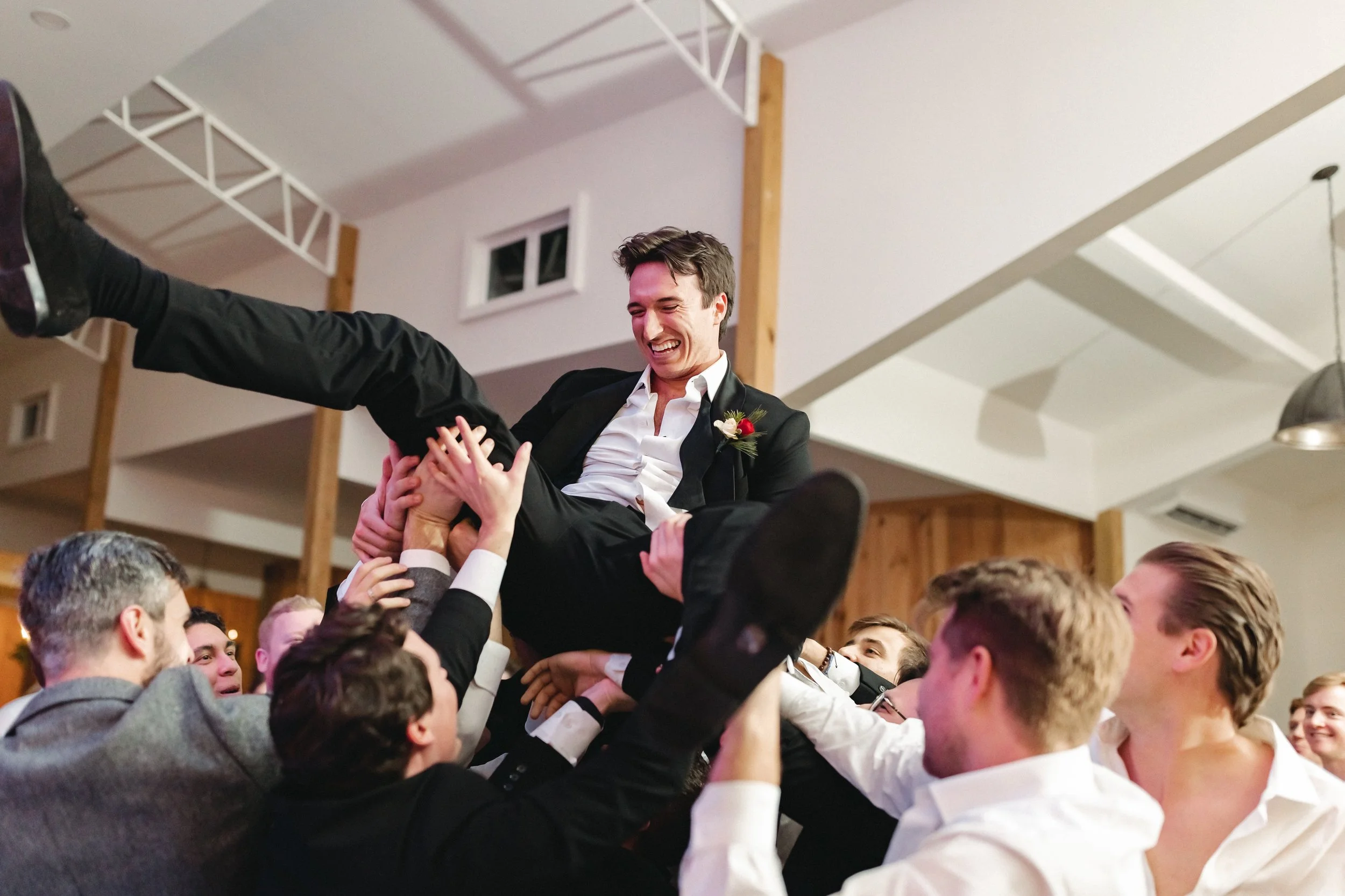 leah-joshua-wedding-day-evermore-apex-north-carolina-ligia-gathright-photography-2117.jpg