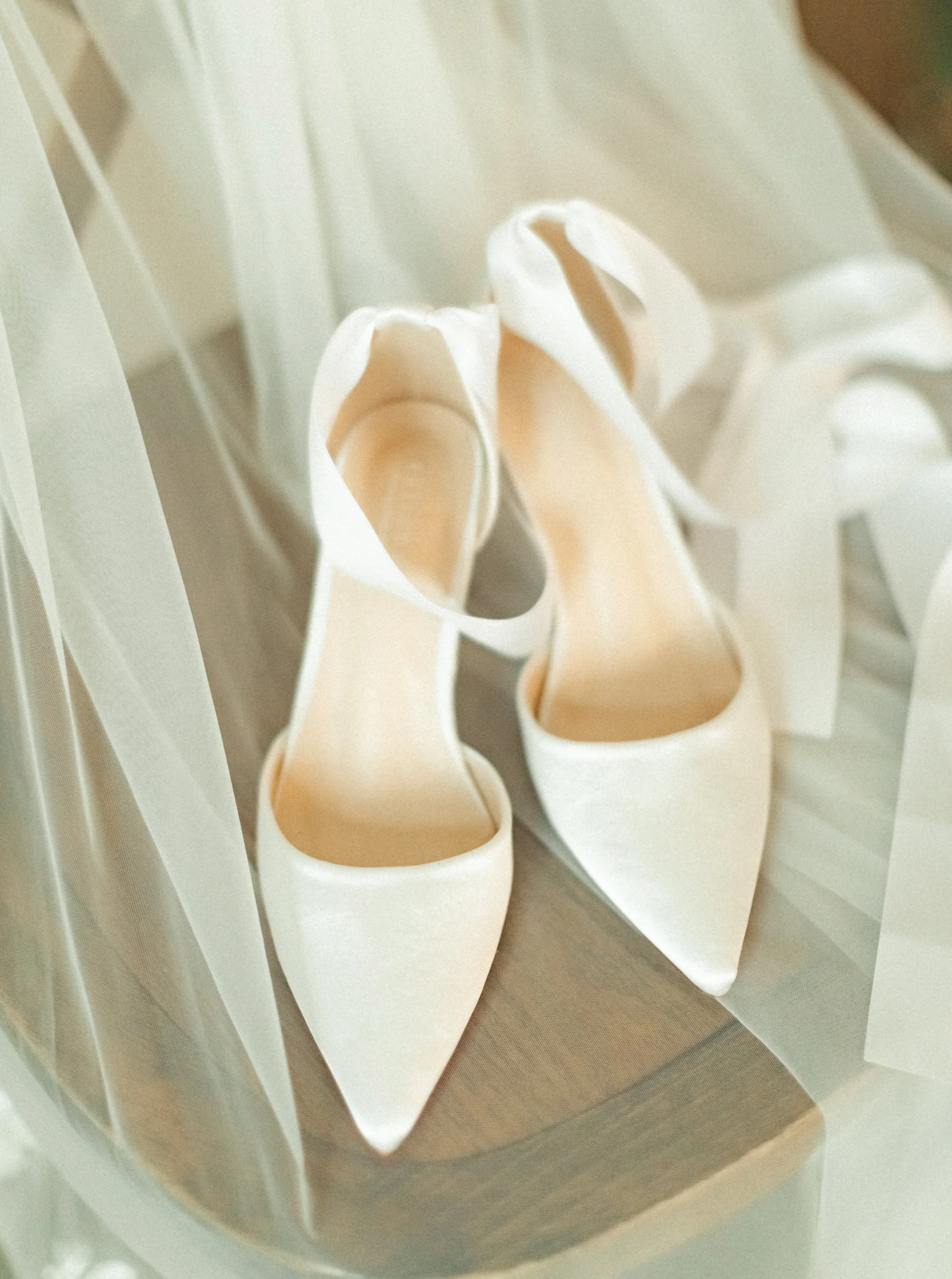 leah-joshua-wedding-day-evermore-apex-north-carolina-ligia-gathright-photography-33.jpg