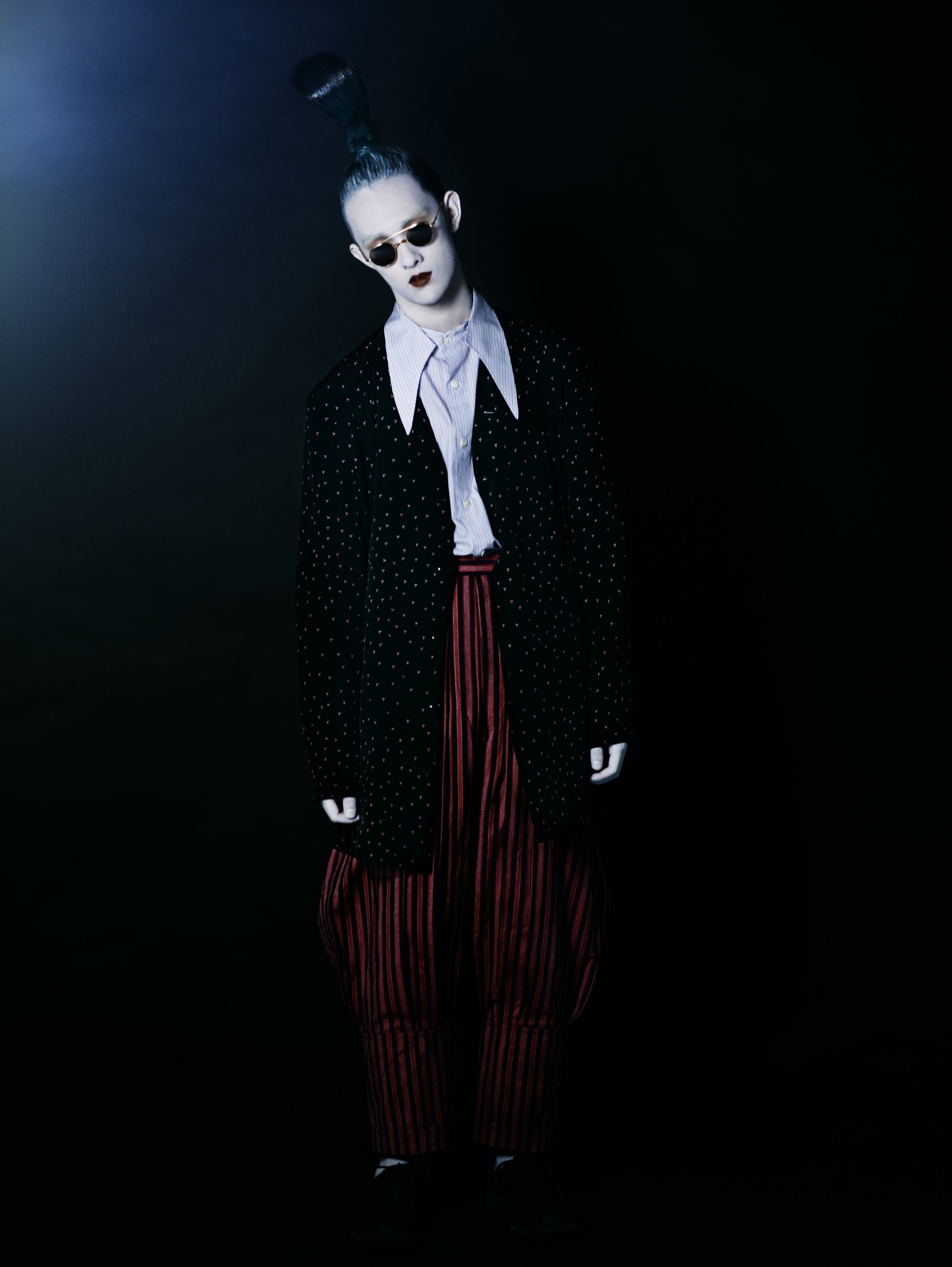 cut06-203.jpg