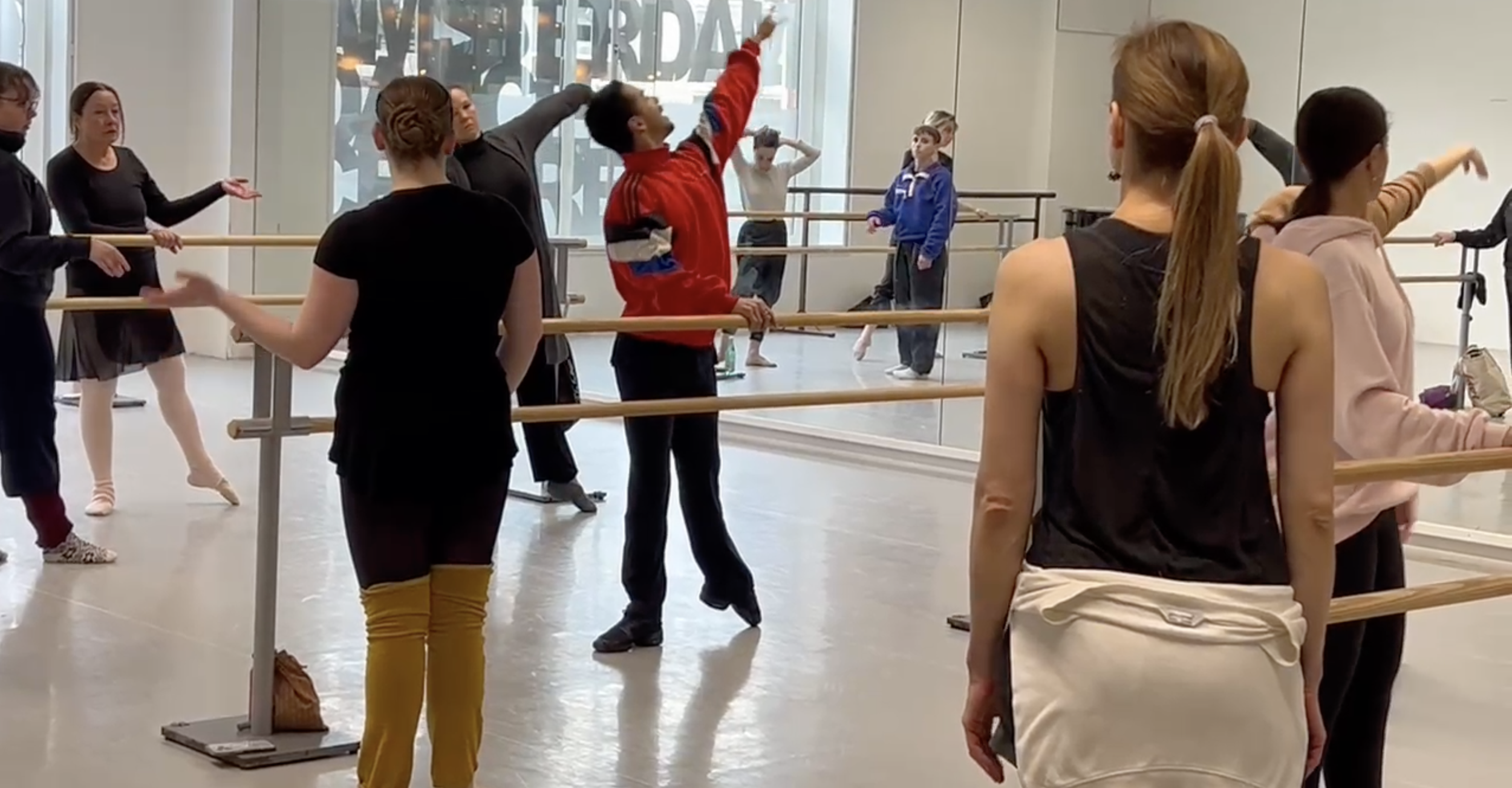 BALLET IN AMSTERDAM DANCE CENTRE