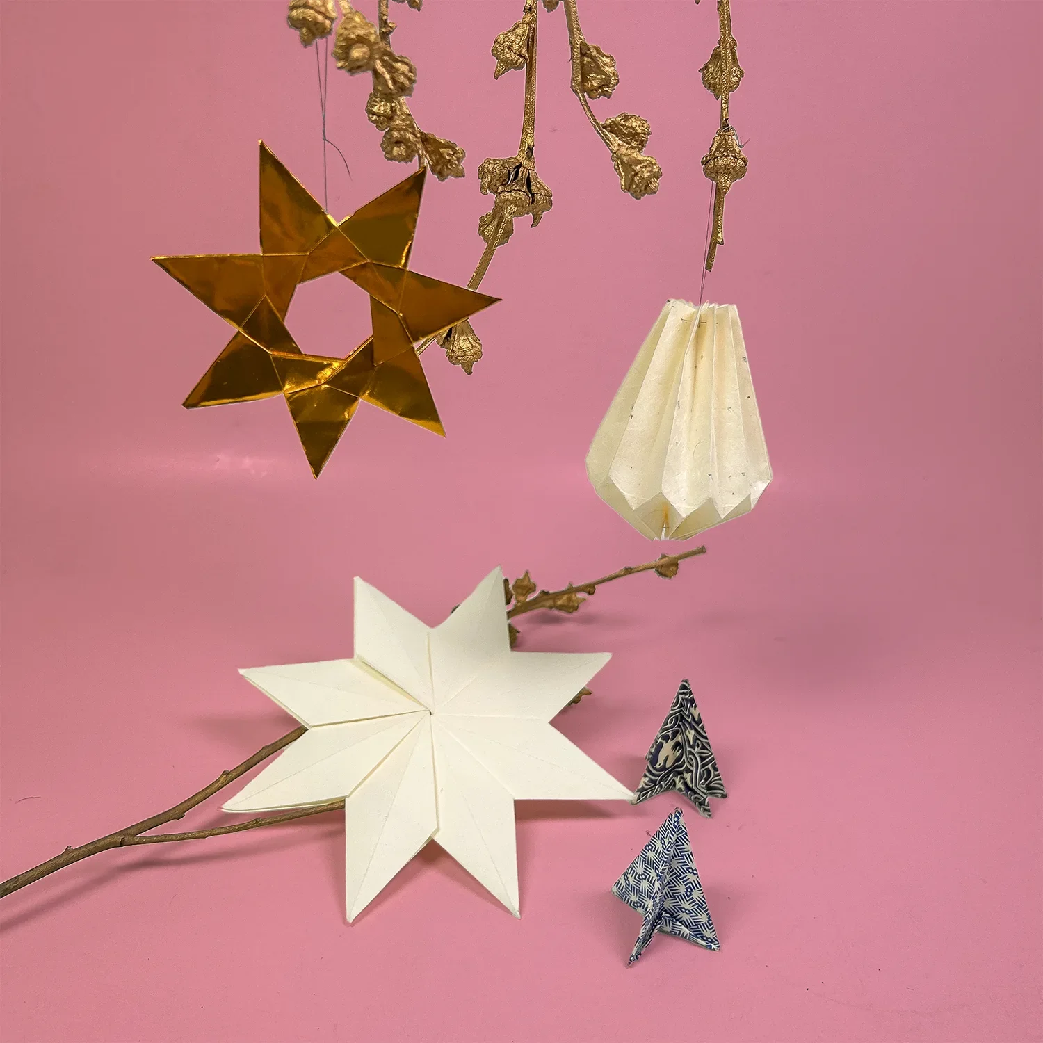 offener Workshop, Adventsschmuck aus Papier, 06.12. 2026 11-14 Uhr