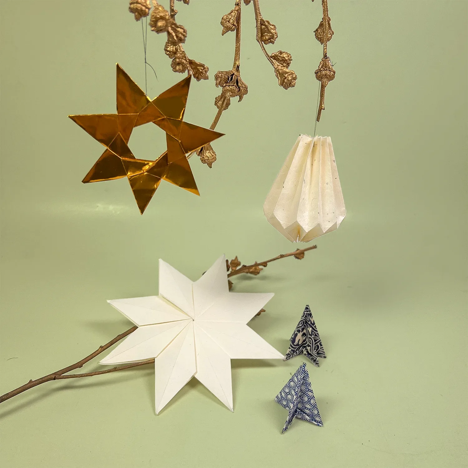 offener Workshop, Adventsschmuck aus Papier, 06.12.2026, 15.00-1800 Uhr