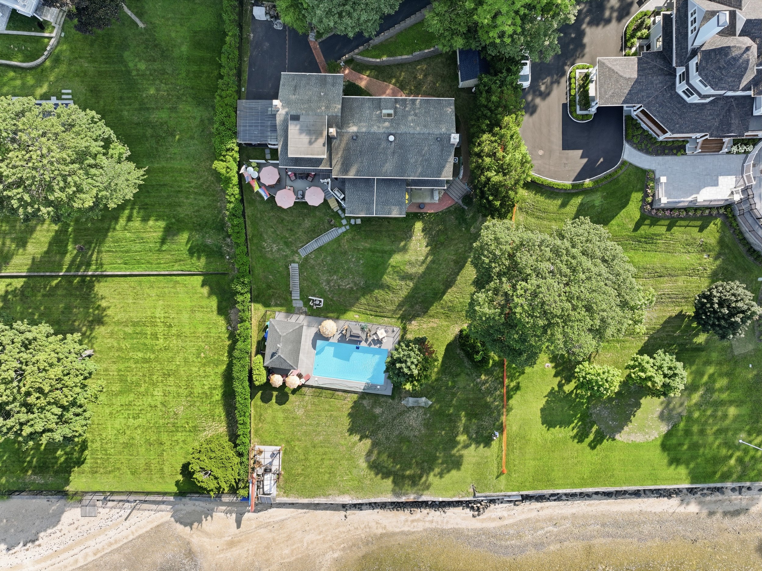 60-71_45IdleDayDriveCenterport_Aerial.jpg