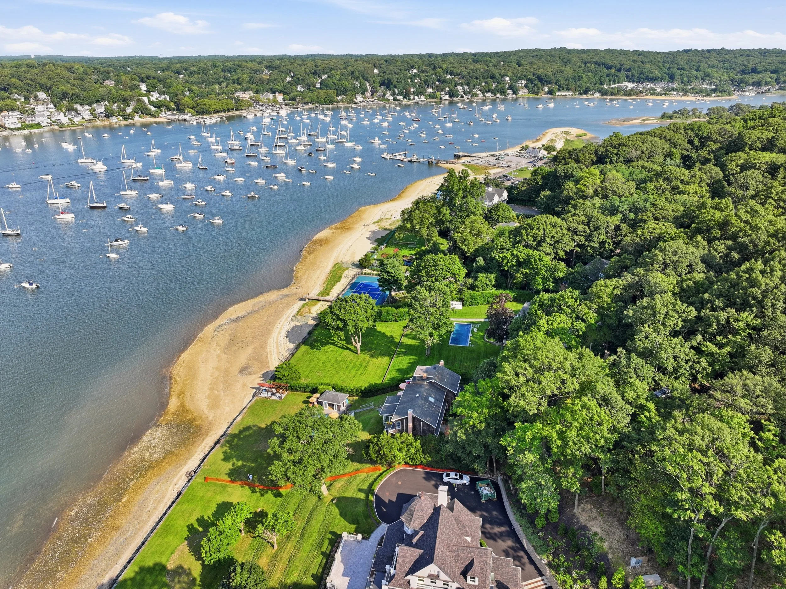 23-68_45IdleDayDriveCenterport_Aerial.jpg