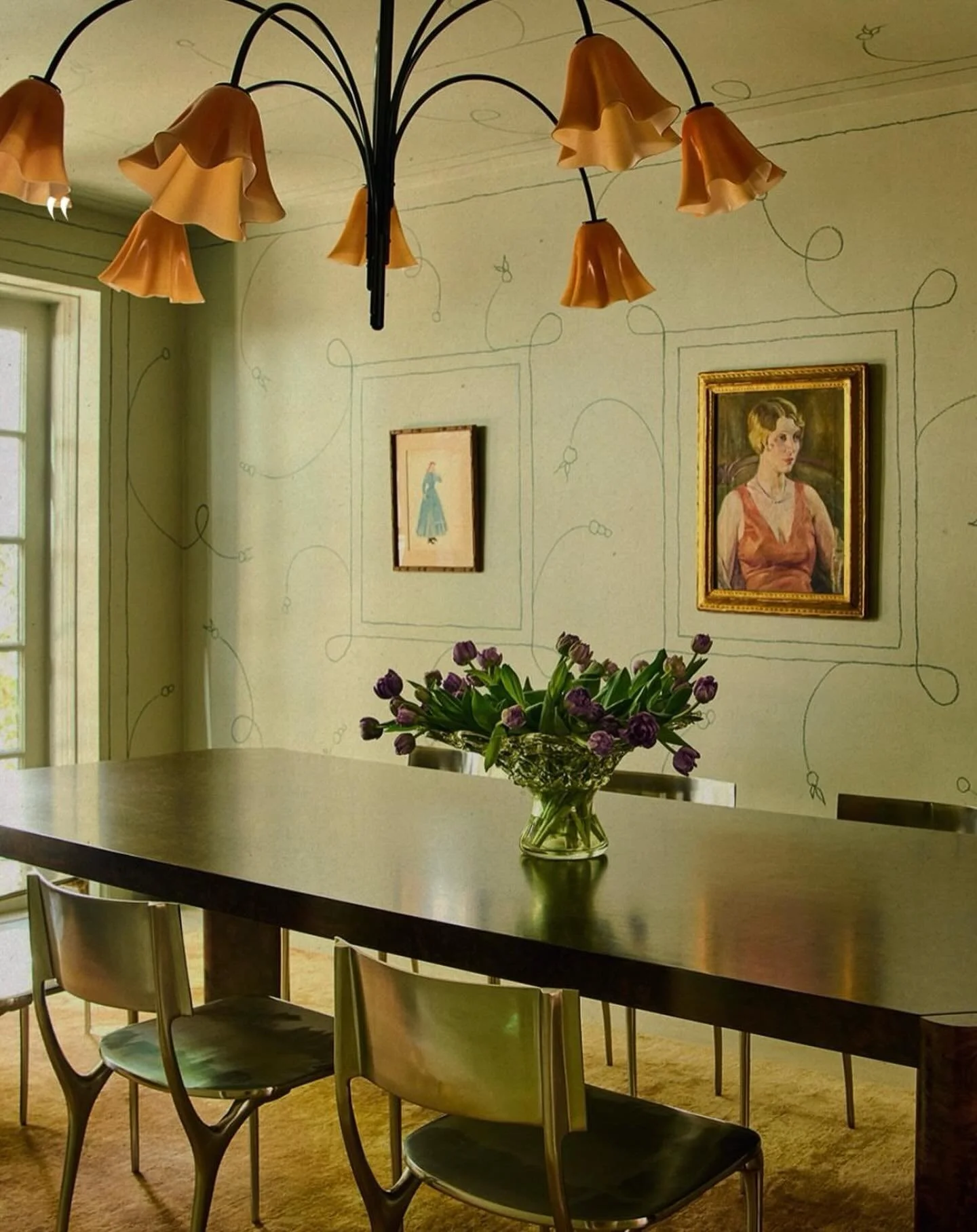 The Brooklyn dining room of @courtneygrow designed by @mothersdaughterdesign ... just wow 👏🏼
