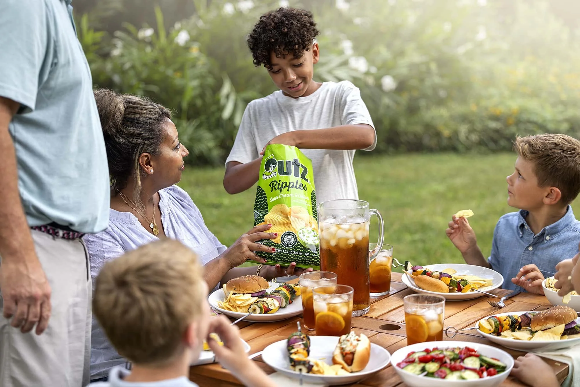 Utz_BackyardPicnic_NC-Lifestyle_Fulton_122_w1F.jpg