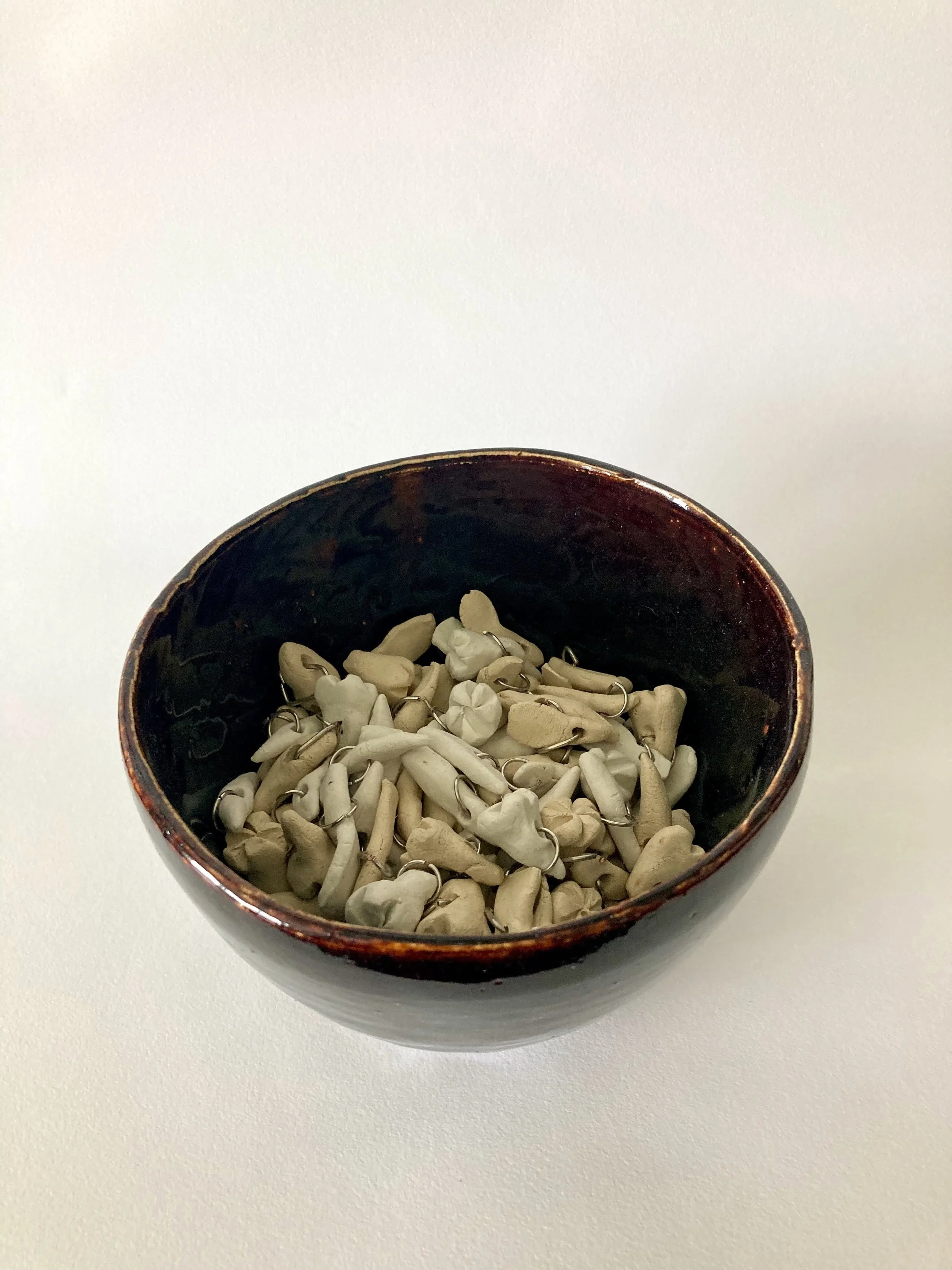 Stoneware and Porcelain teeth beads