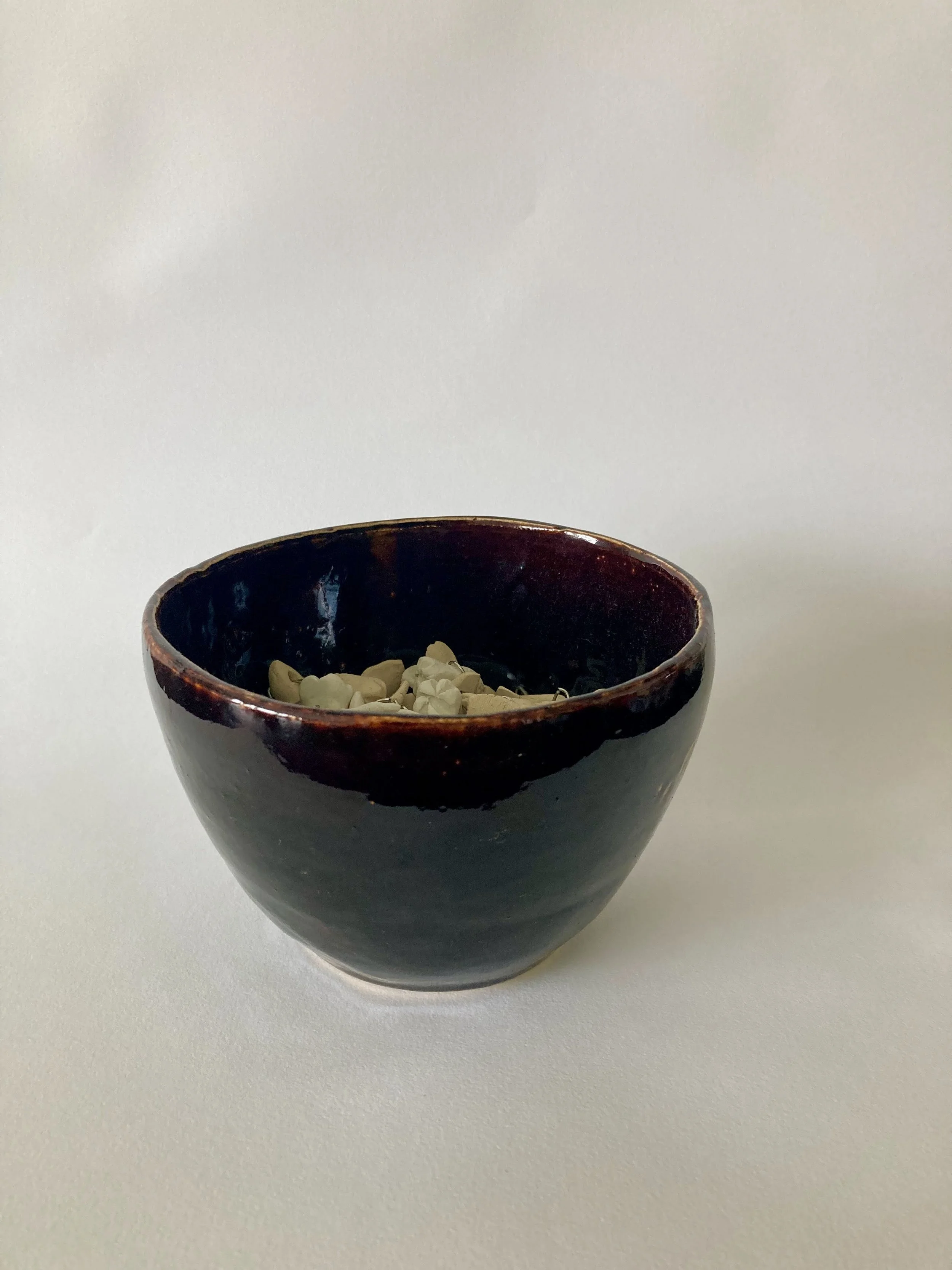 Earthenware bowl