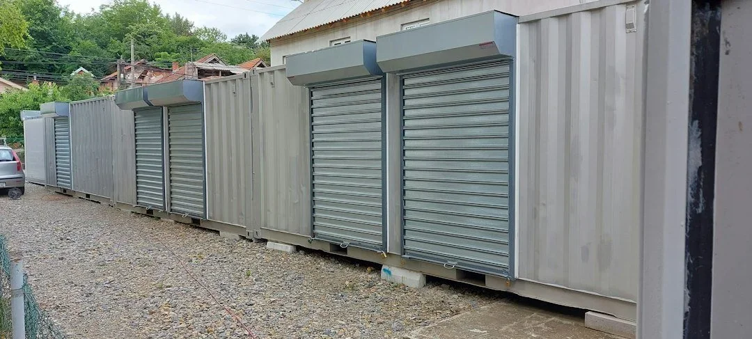 Self-storage unit buildings with drive-up access