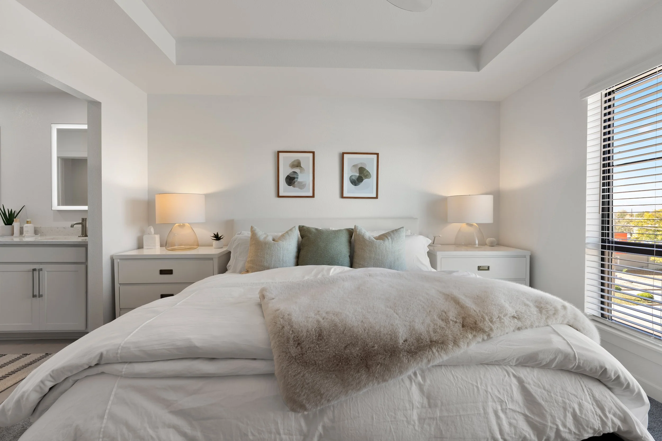 2076 S Holly Street_20.jpg