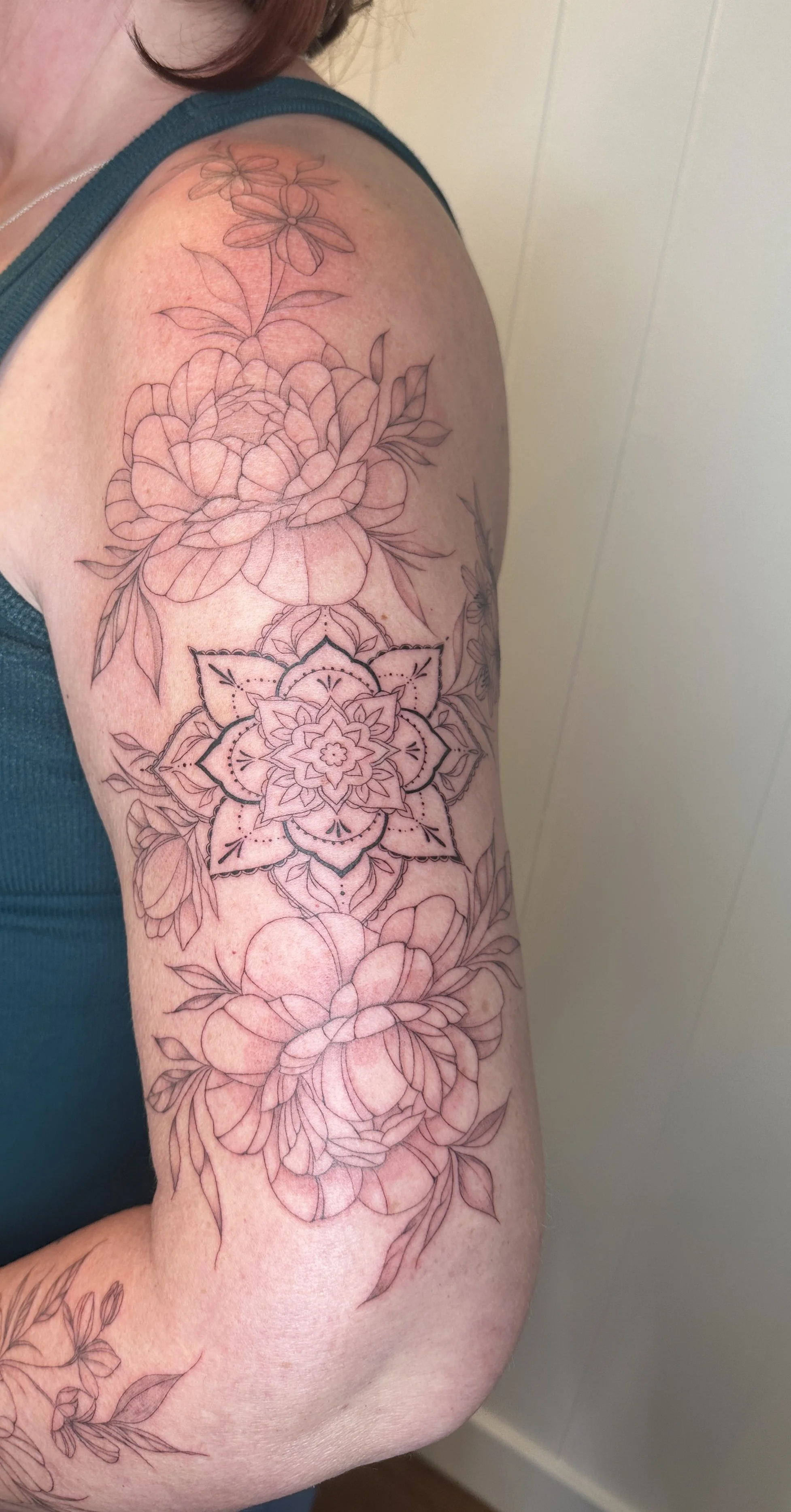 Floral and ornamental arm.JPG