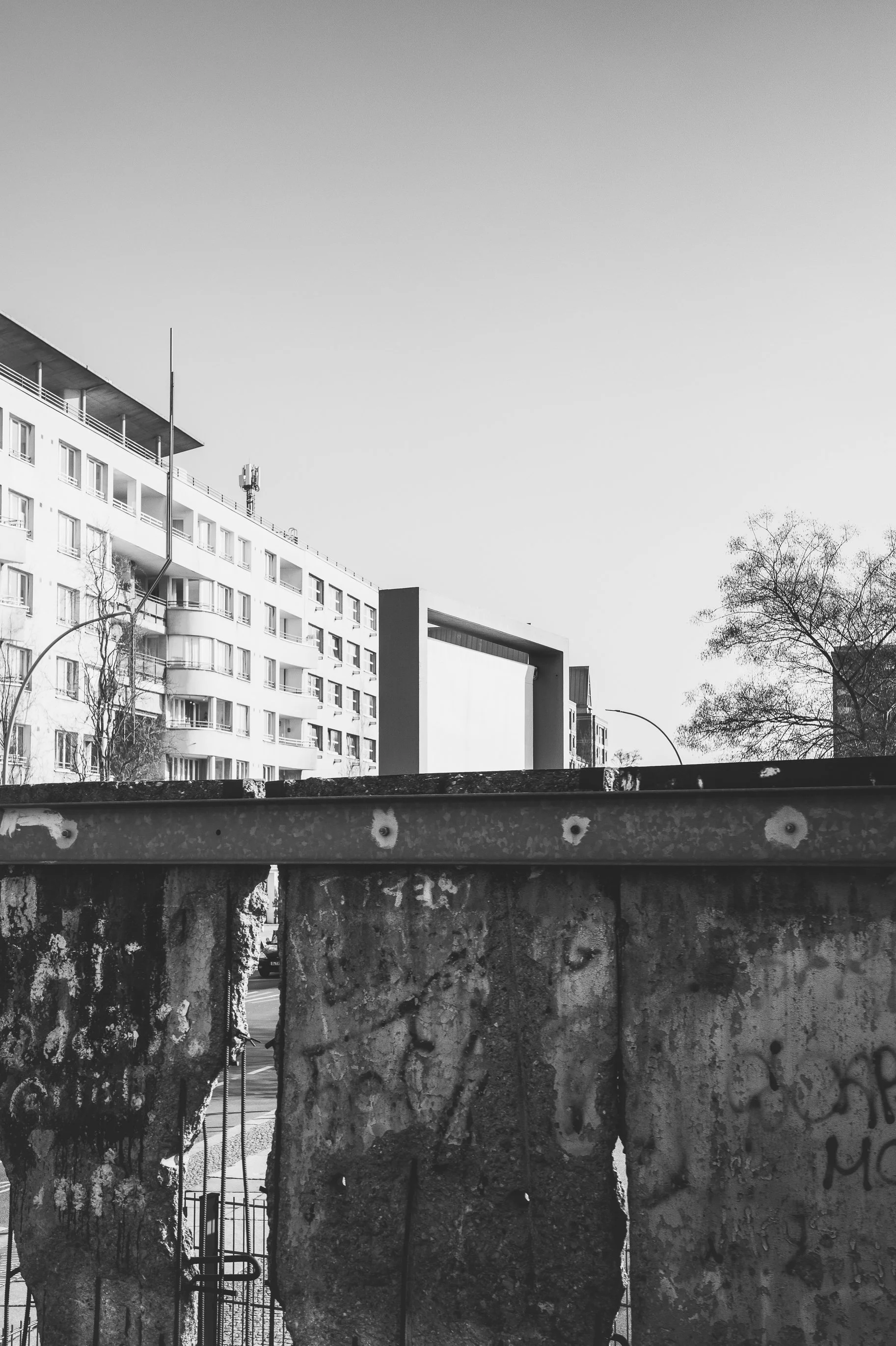 04_B\BW