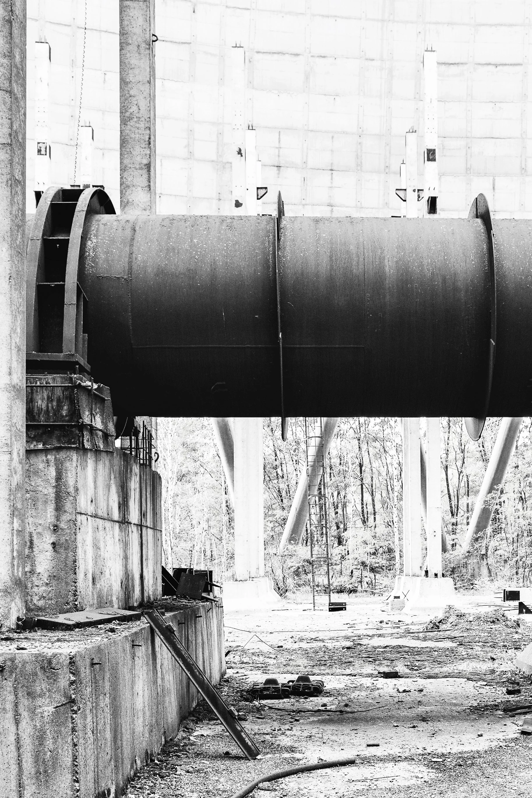 03_S\BW