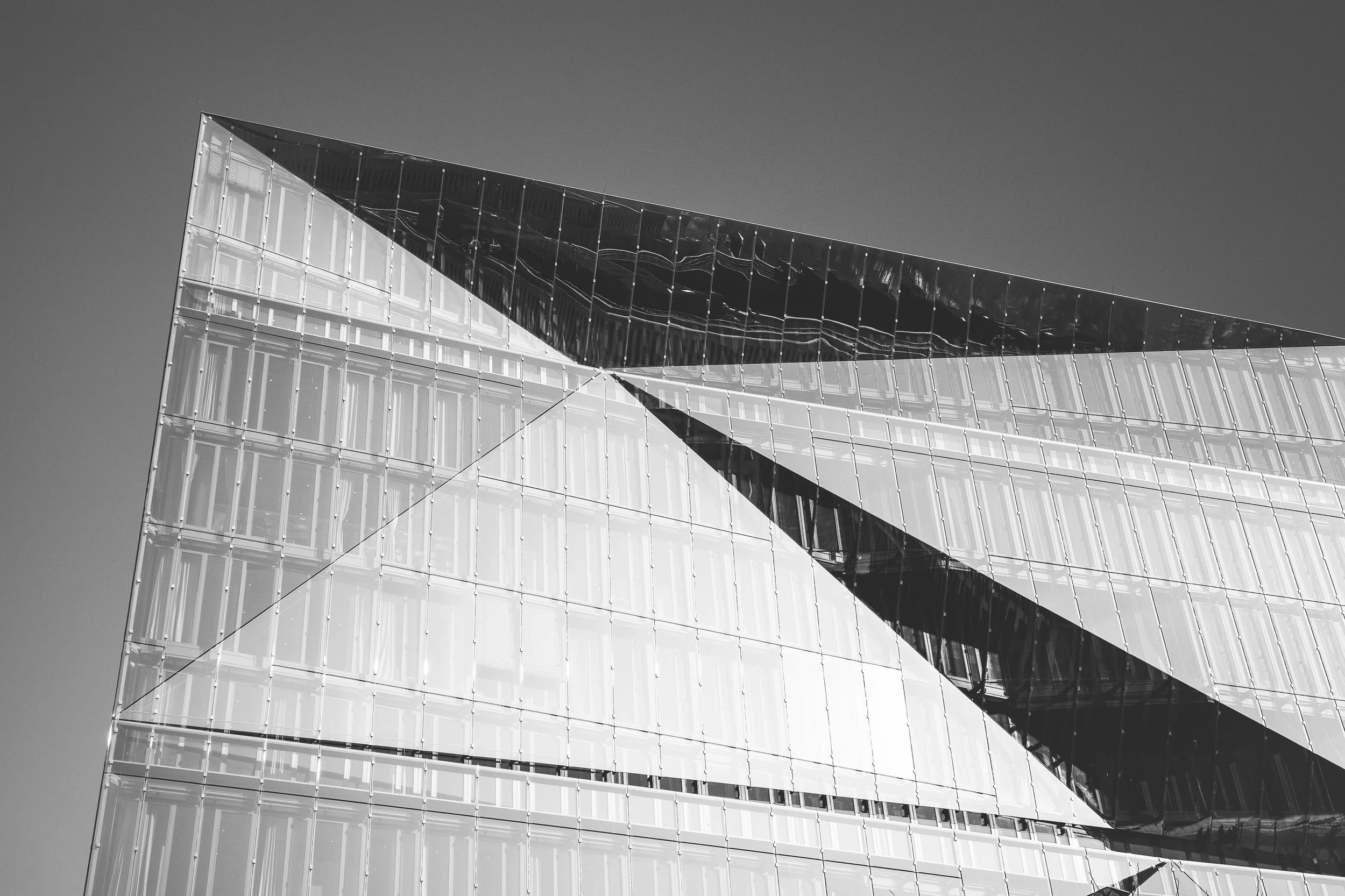 04_B\BW